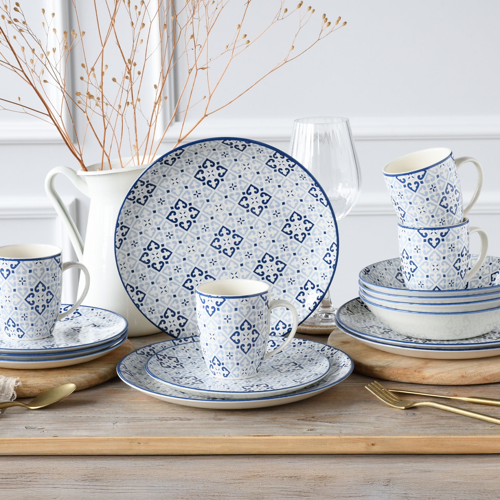 CreaTable, 17850, Serie Yara Blau, Geschirrset, Kombiservice 16 teilig