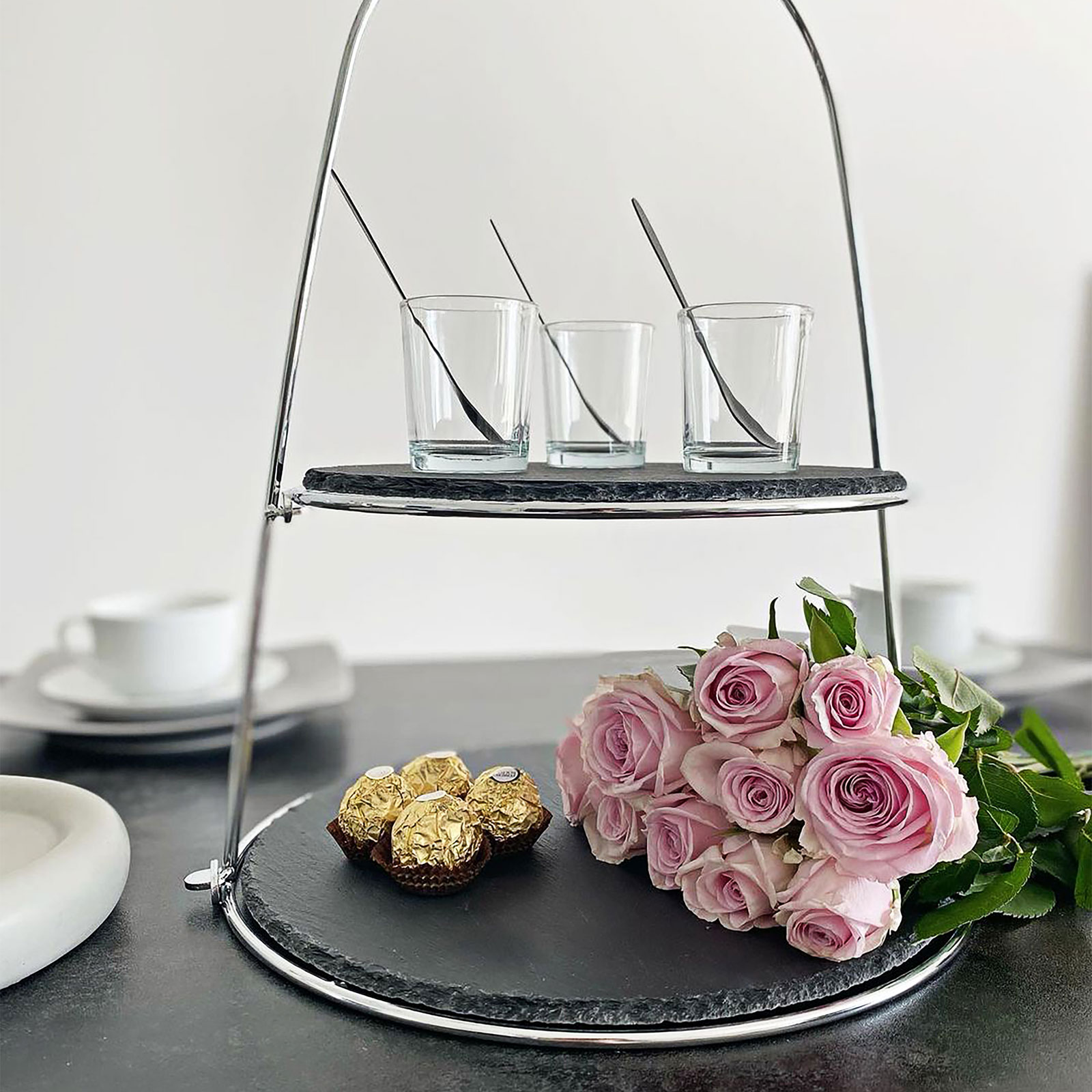 Echtwerk Schiefer Etagere (Bügel) 2‐Stöckig Echtwerk Schiefer Etagere (Bügel) 2‐Stöckig