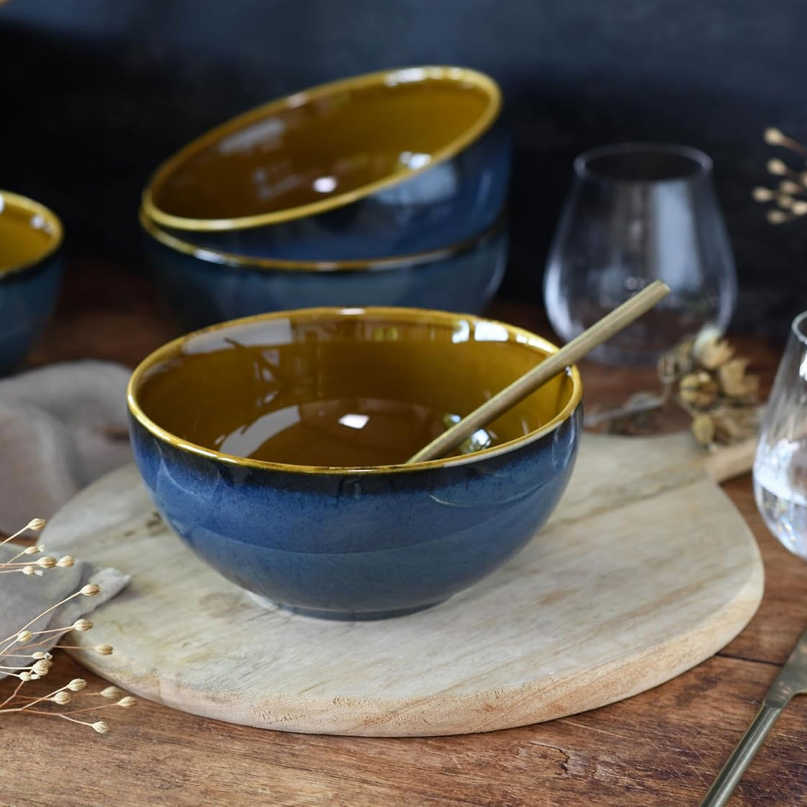 CreaTable, 22886, Serie Mallorca Bowl Sets, 4-teiliges Geschirrset, Buddha Bowl Set aus Steinzeug, spülmaschinen- und mikrowellengeeignet, Qualitätsproduktion