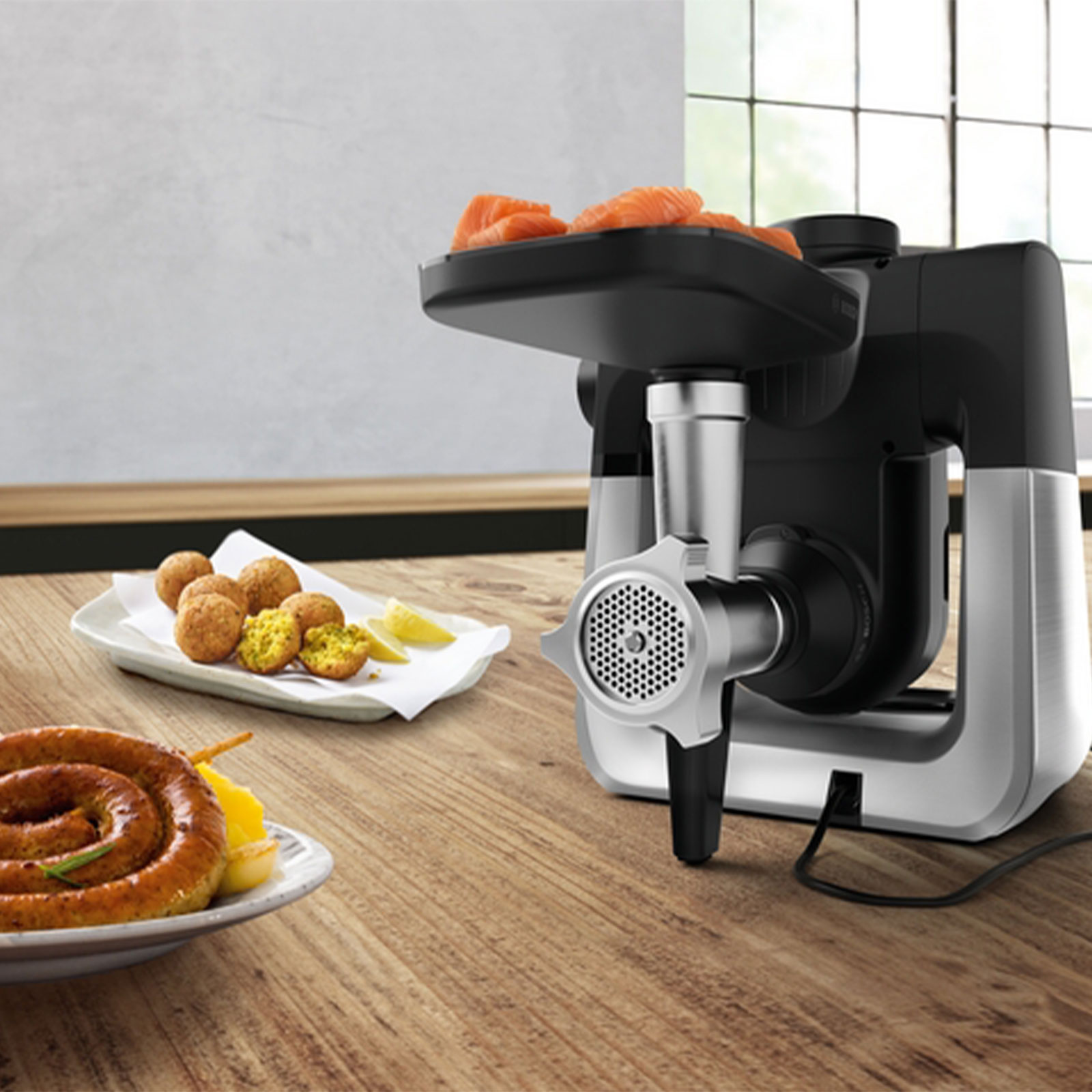 Bosch MUMS6ZS17 Küchenmaschine inklusive Bosch MUZS6HA Hunting Adventure Set Fleischwolfaufsatz Zubehör-Set