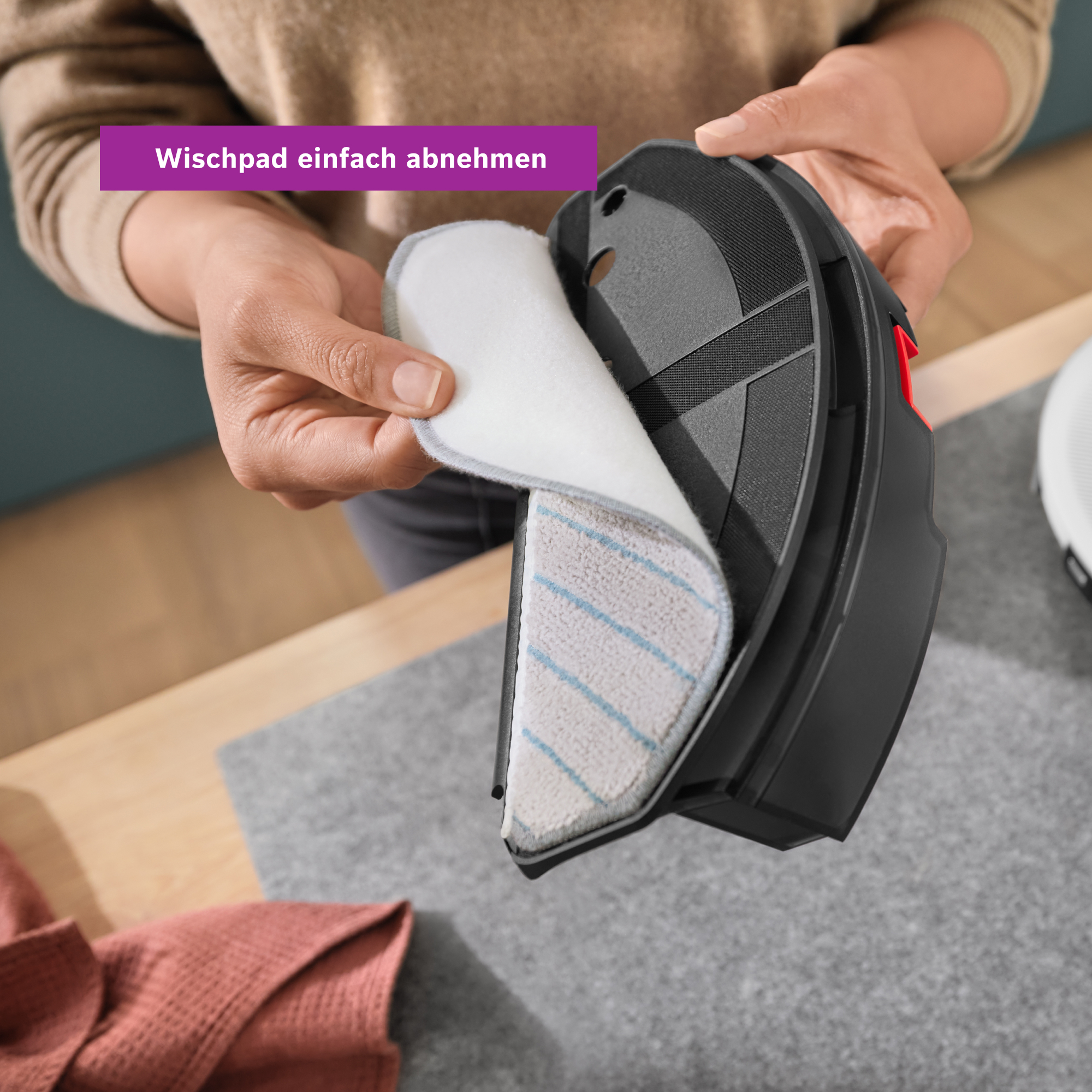 BOSCH BCRC2W Saugroboter mit Wischfunktion inkl. 3 Wischpads BHZRMP12