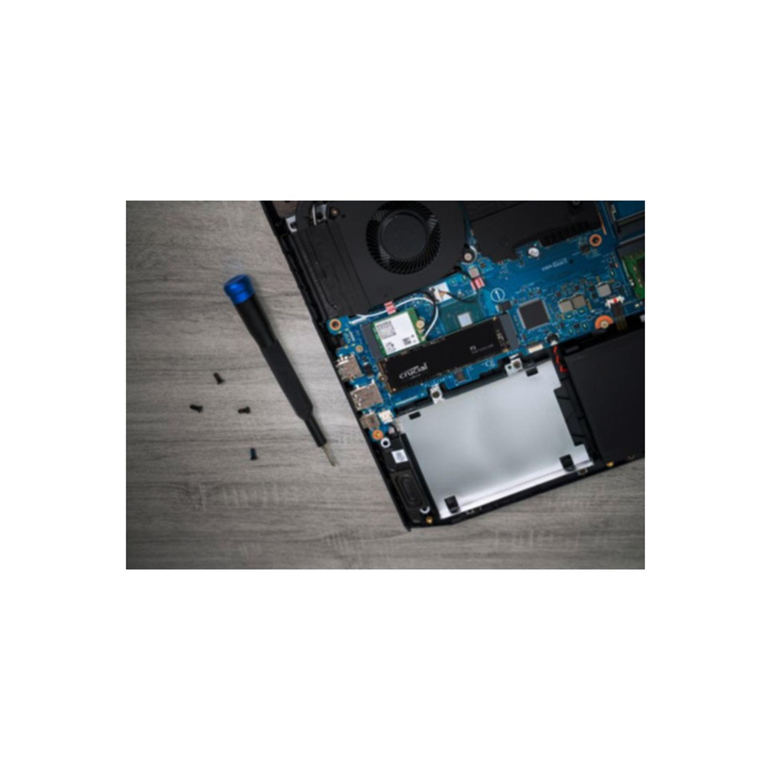 Crucial 1TB P3 CT1000P3SSD8 PCIe M.2 NVME PCIe 3.0 x4 Interne SSD-Festplatte