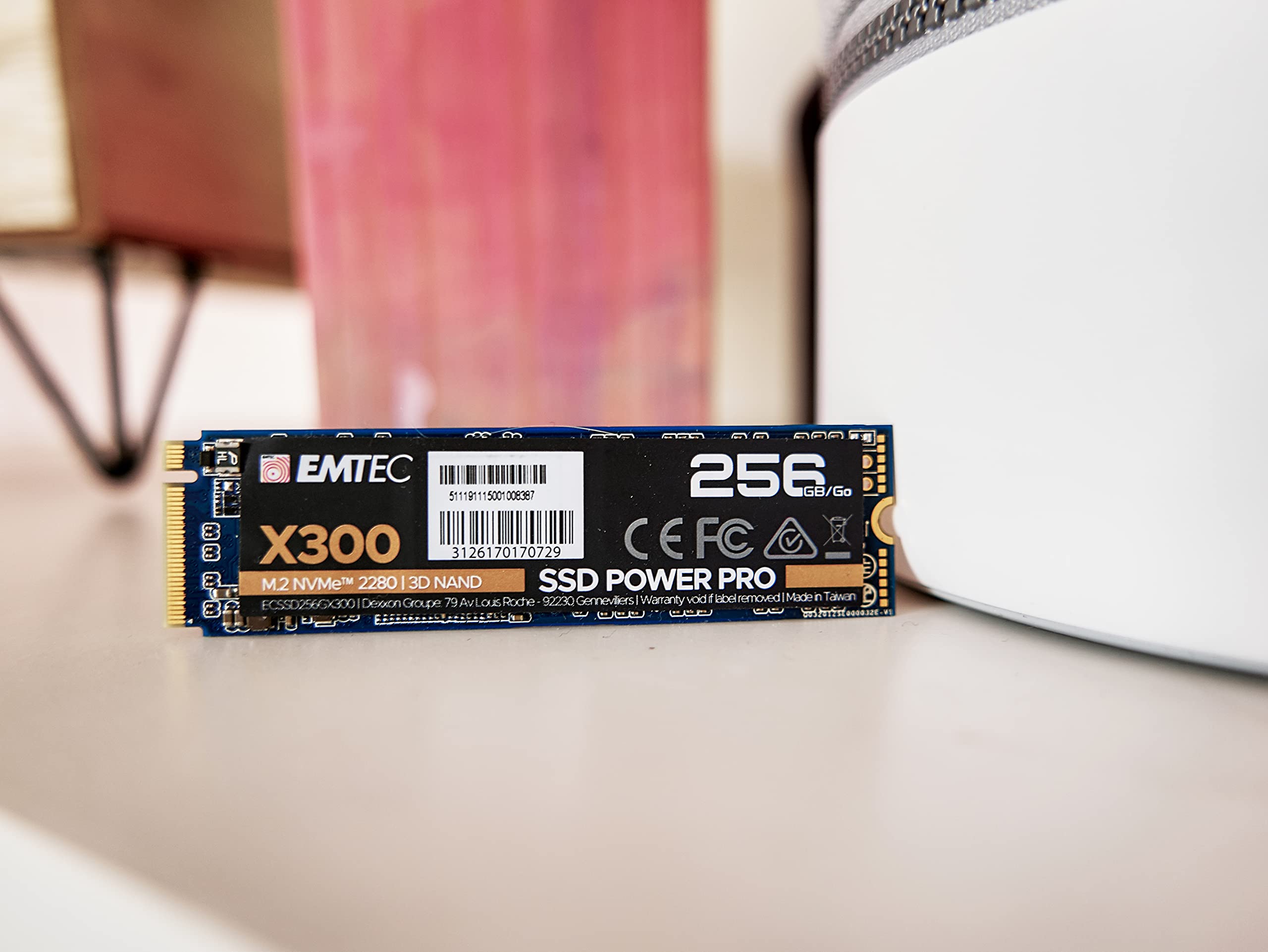 Emtec X300 M.2 SSD Power Pro 256 GB, M.2 2280, NVMe PCIe Gen 3.0 x4 Emtec X300 M.2 SSD Power Pro 256 GB, M.2 2280, NVMe PCIe Gen 3.0 x4