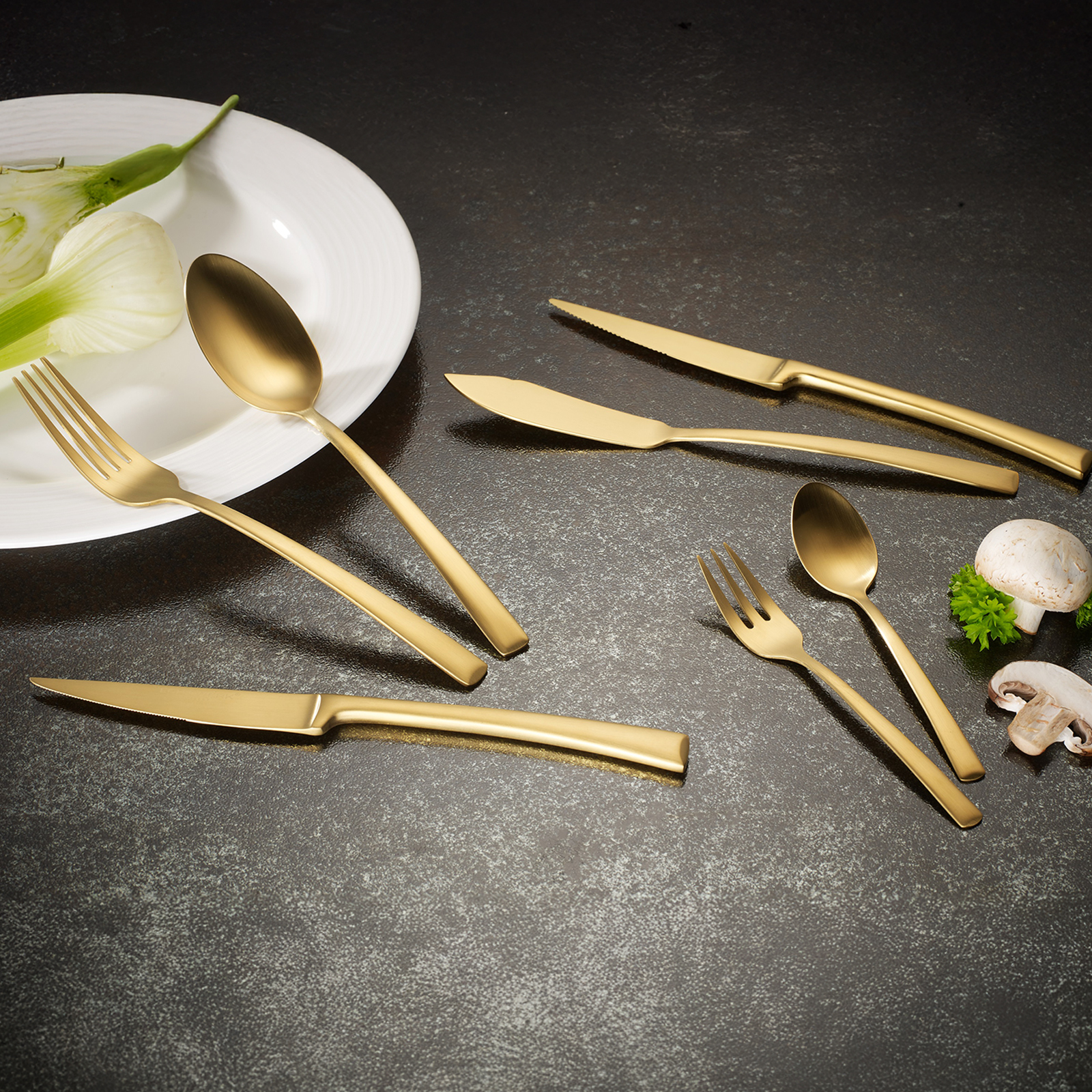 Echtwerk Tafelbesteck "AVELINO" 42lg - Gold Edition