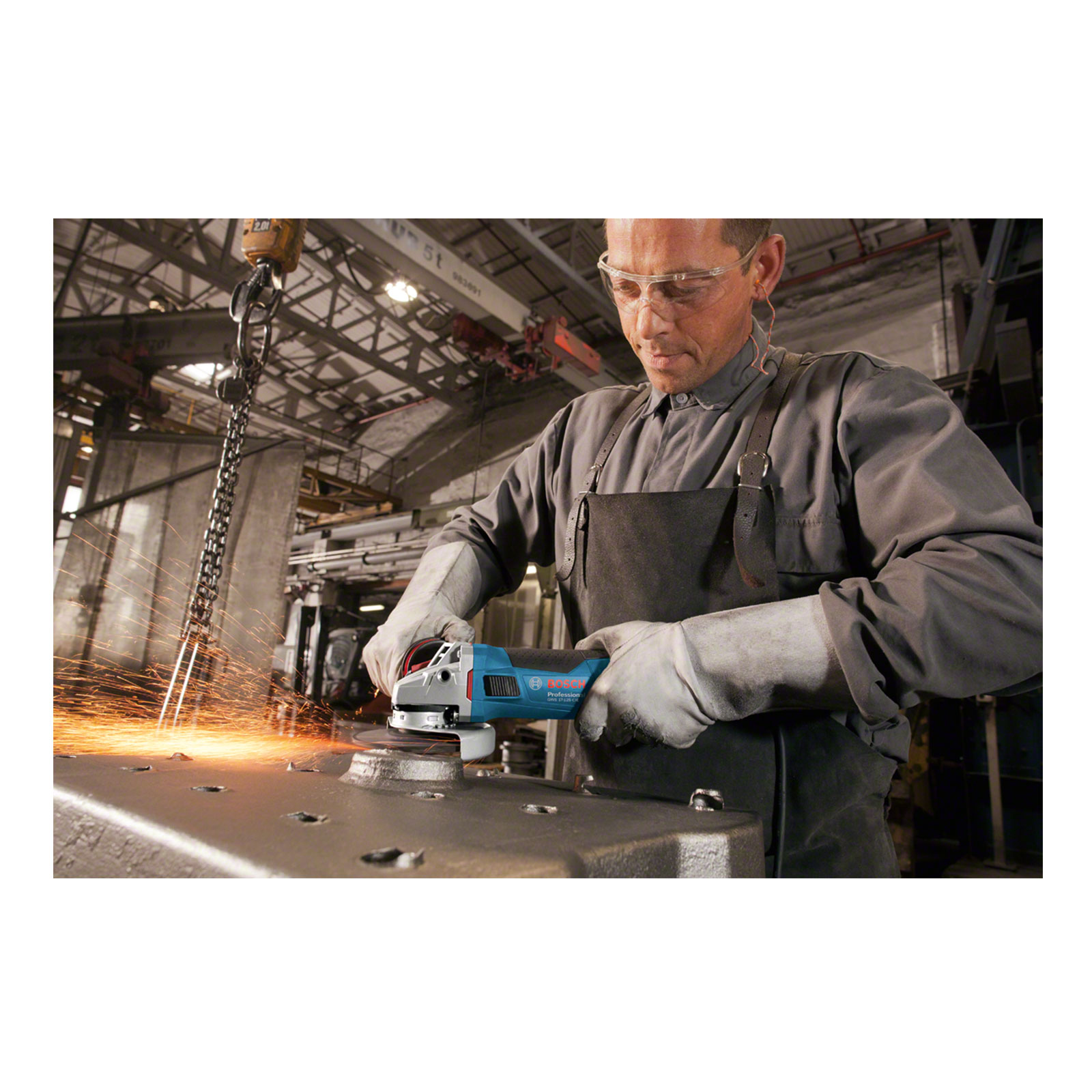 Bosch Professional GWS 17-125 CIE Koffer Elektrischer Winkelschleifer