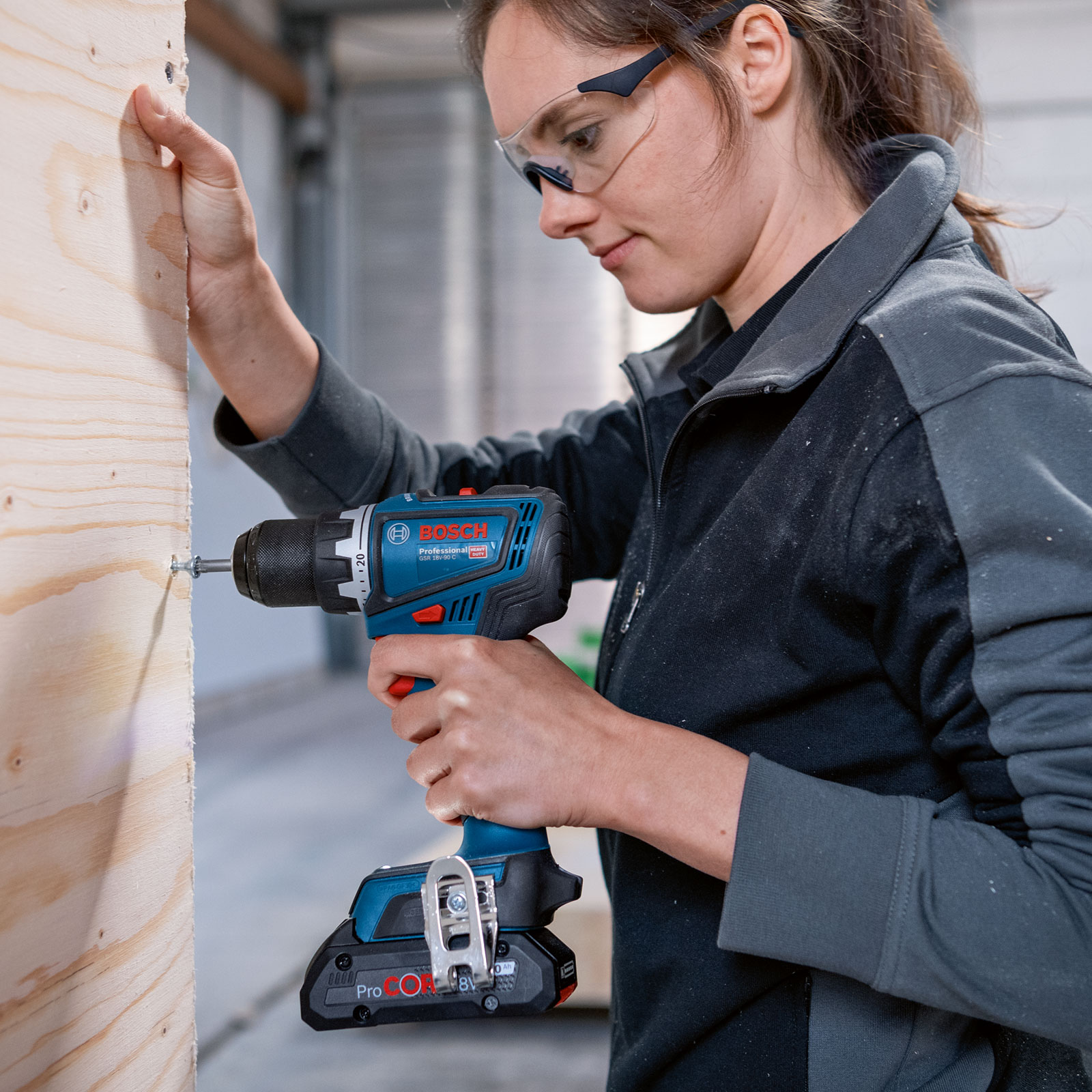 Bosch Professional PB_ON GSR 18V-90 C 2xPC4,0Ah, L-BOXX