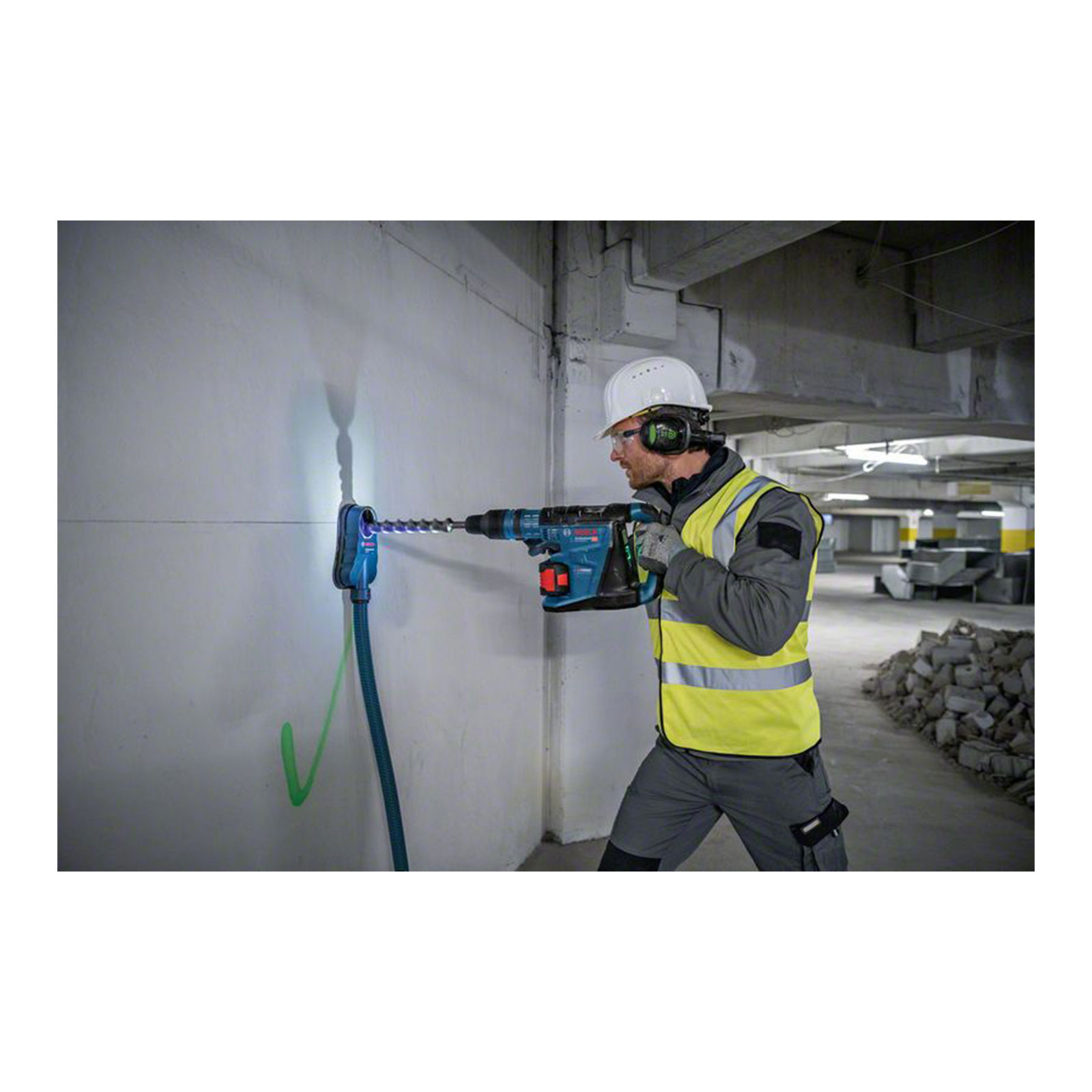 Bosch Professional GBH 18V-40 C 2x8,0Ah; XL-BOXX