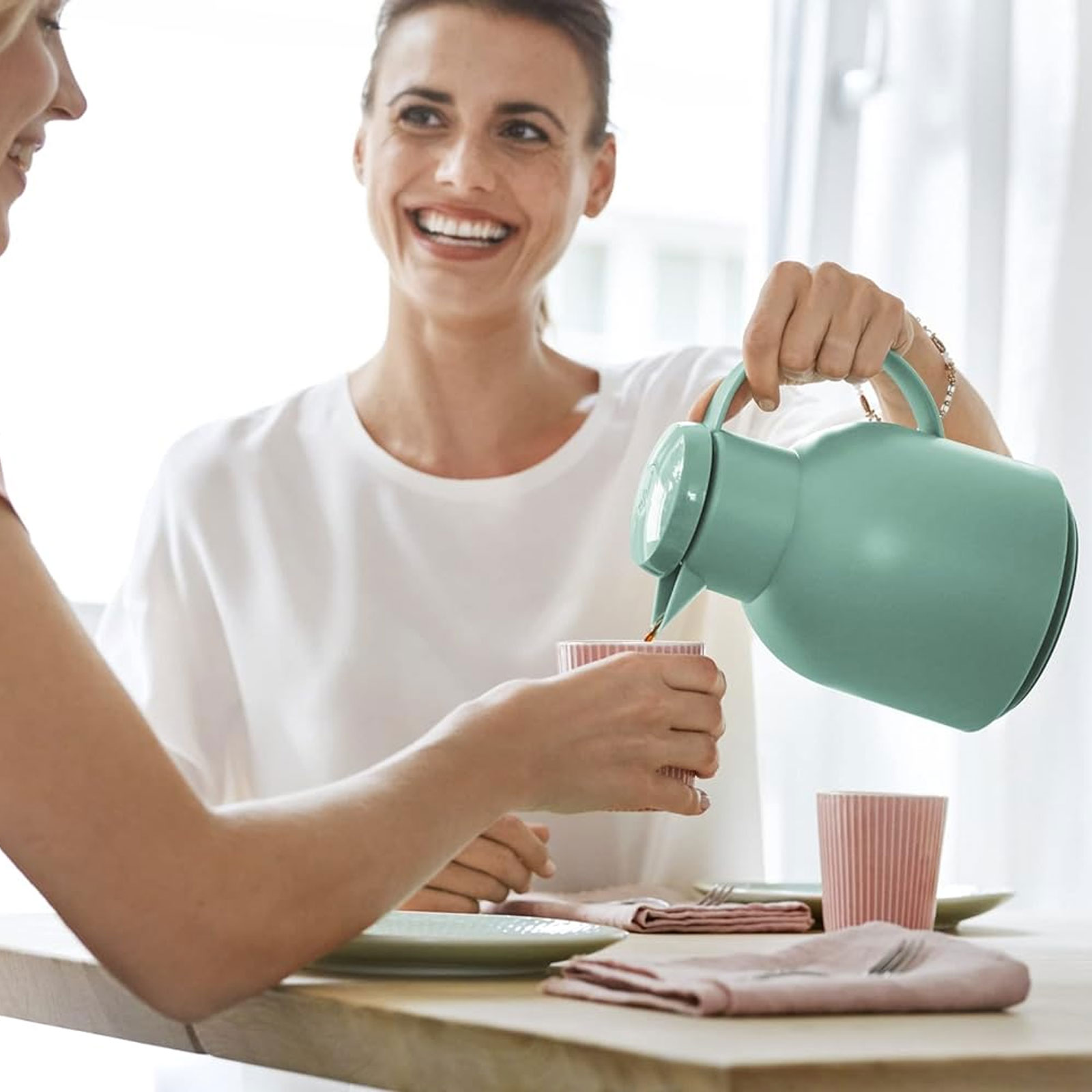 EMSA F4010200 SAMBA Quick Press Isolierkanne 1,0 L, Puder-Grün EMSA F4010200 SAMBA Quick Press Isolierkanne 1,0 L, Puder-Grün