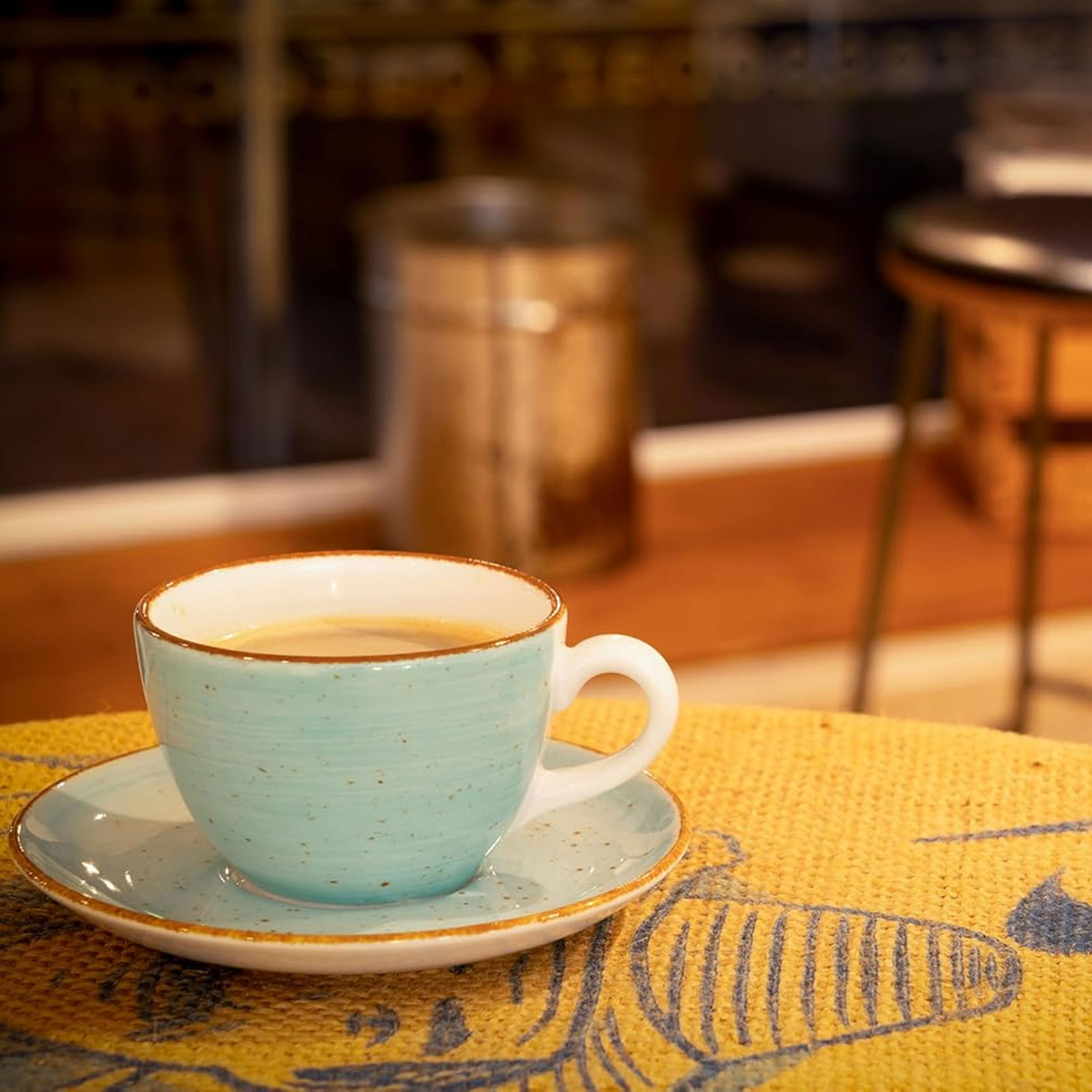 CreaTable, 34041, Serie Vintage Nature Aqua, 8-teiliges Geschirrset, Cappuccino Set aus Porzellan, spülmaschinen- und mikrowellengeeignet, Made in Europe