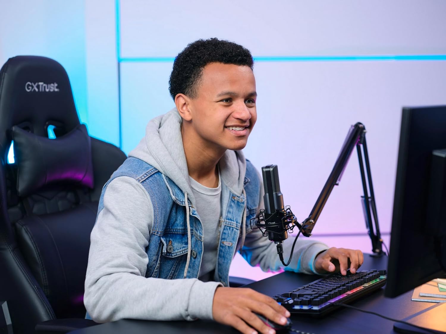 Trust Gxt 253 Emita Streaming Microphone Arm