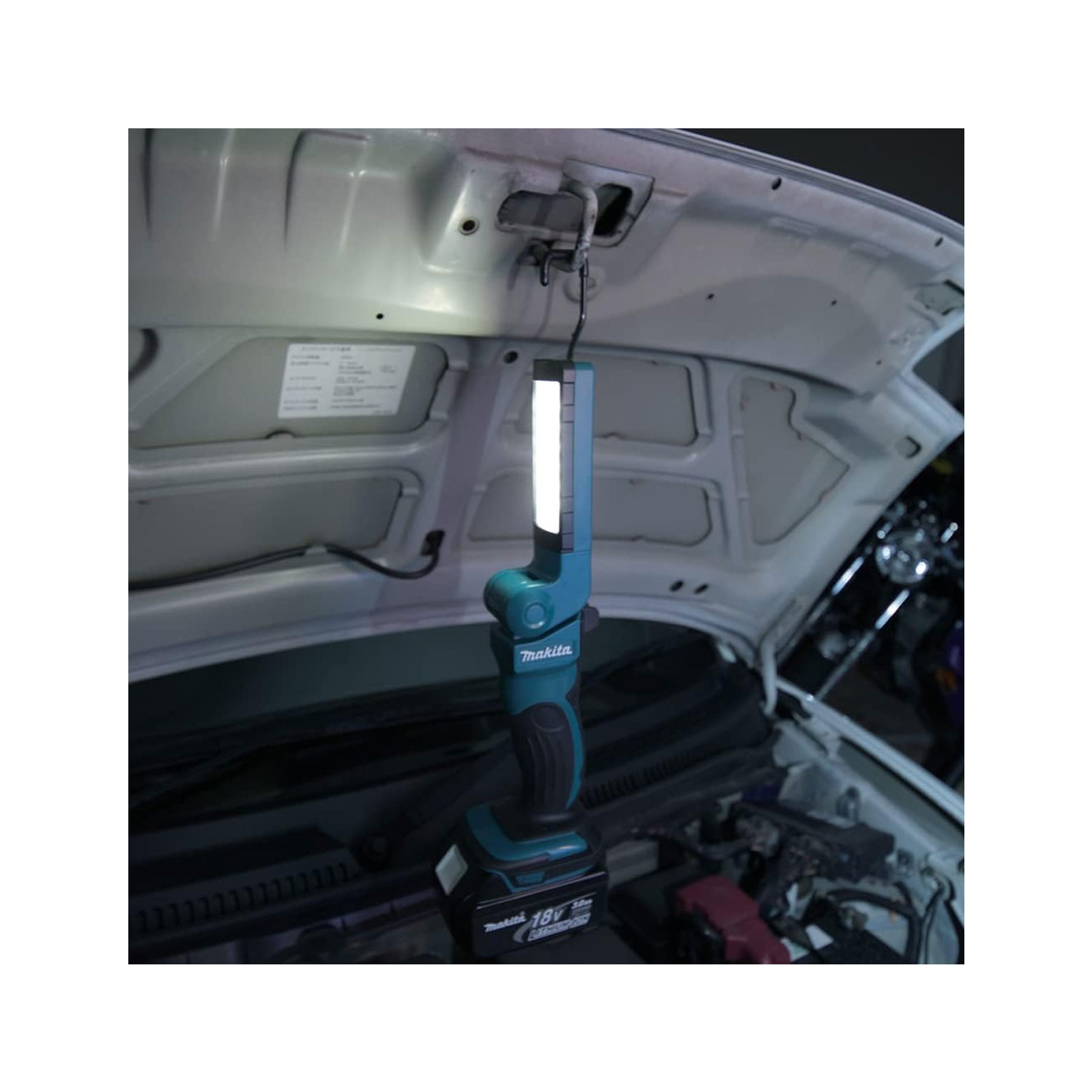Makita LED-Akku-Arbeitsleuchte 18V DEBDML801 Makita LED-Akku-Arbeitsleuchte 18V DEBDML801