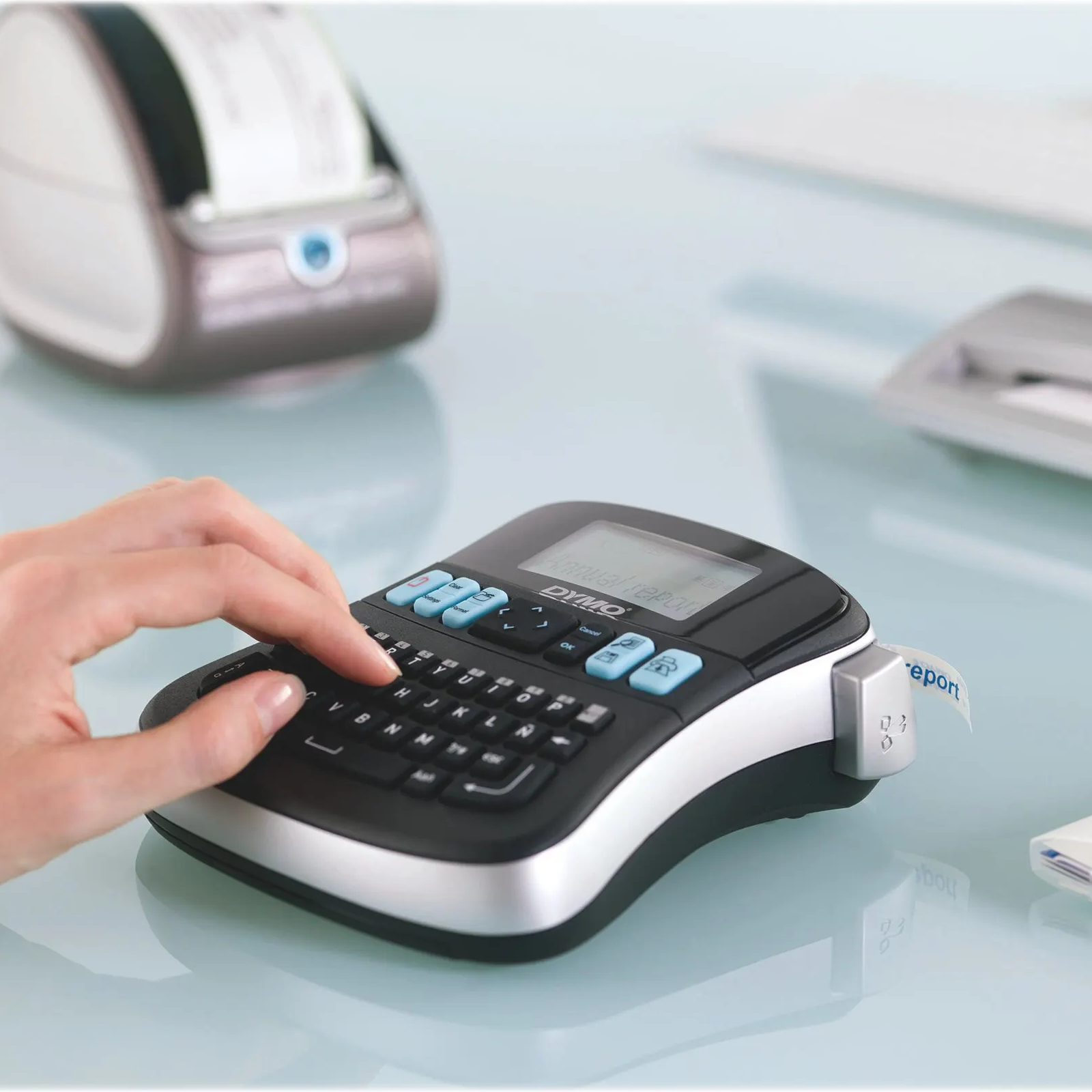 DYM LabelManager 210D+ 6/9/12