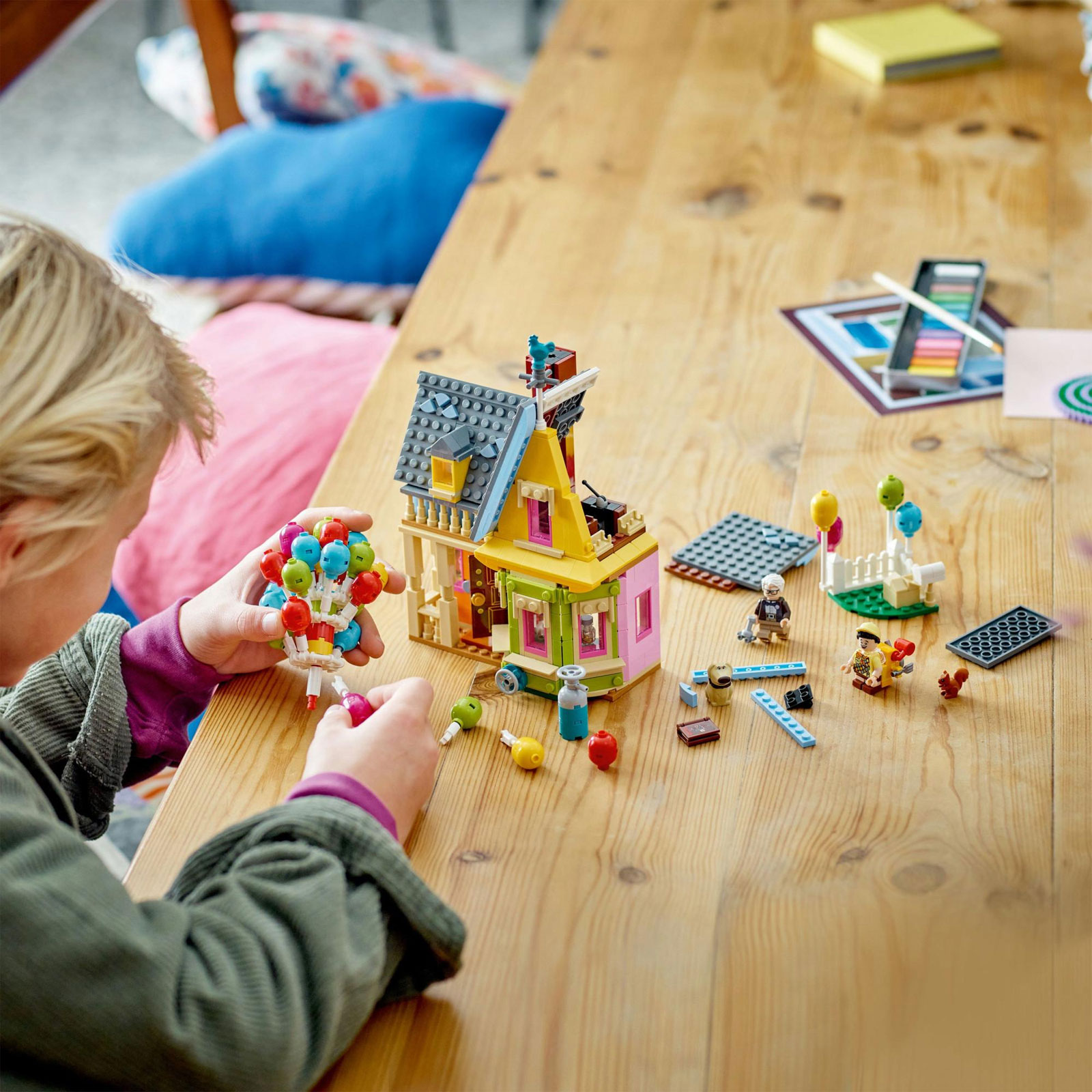 LEGO Carls Haus aus Oben (43217)
