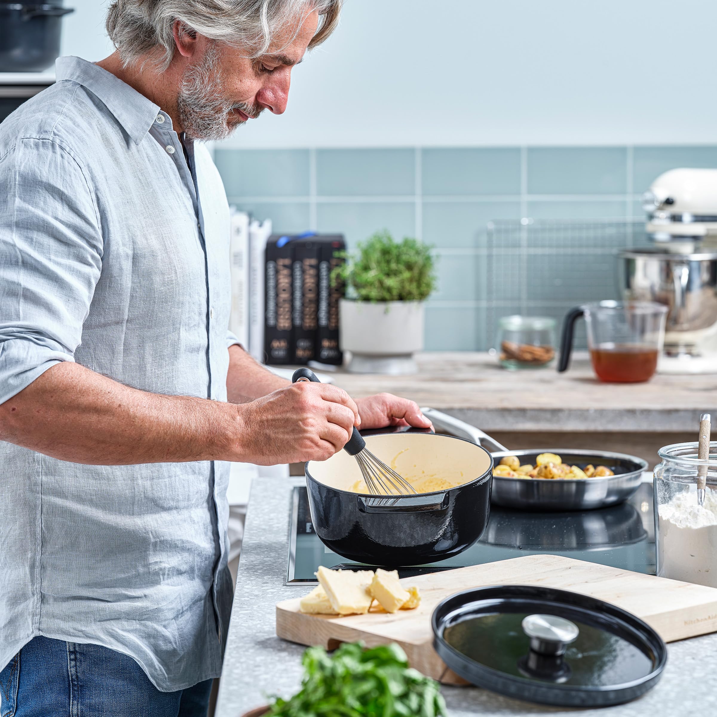 KitchenAid CC006058-001 Bräter mit Deckel - Rund - 3.3L 22cm Schwarz