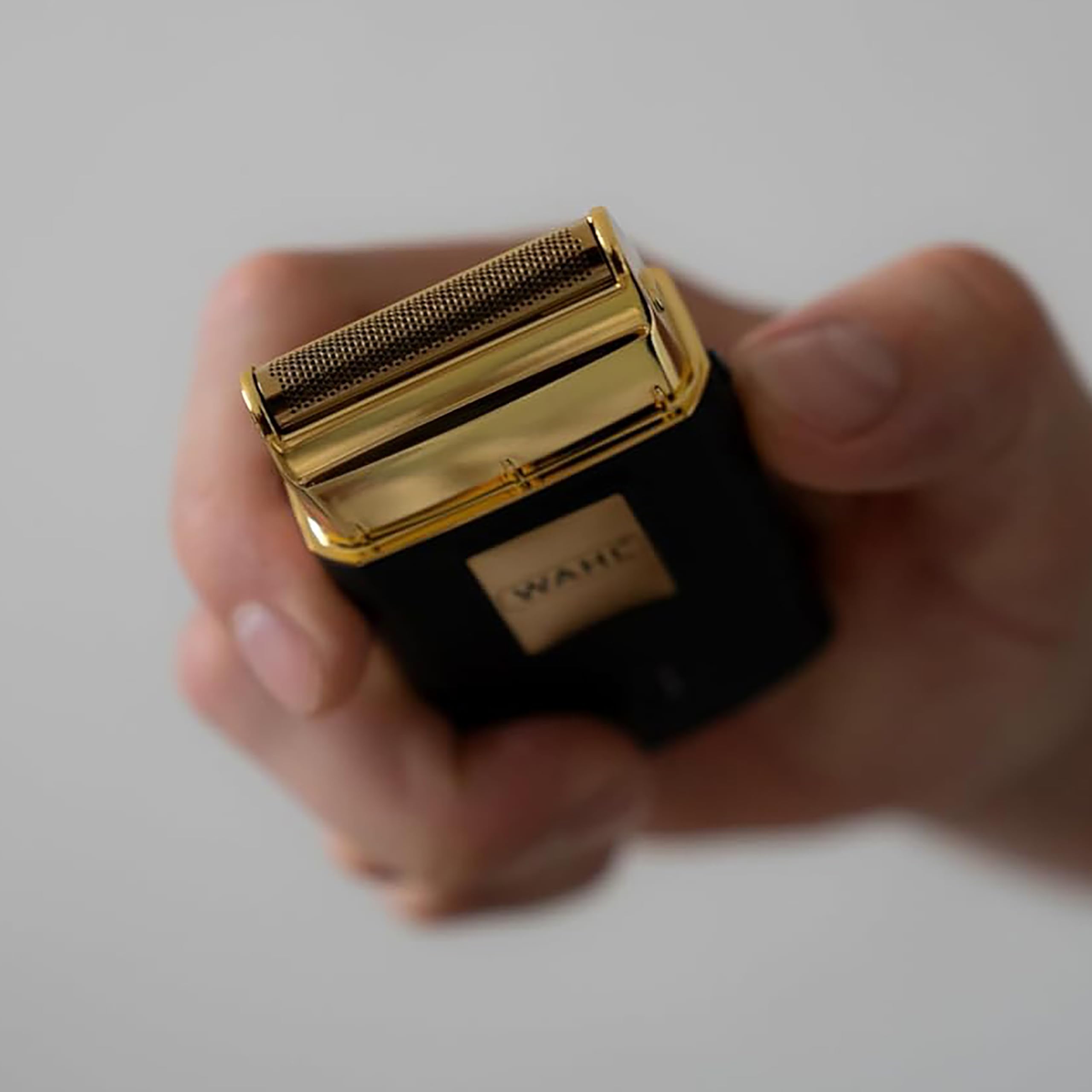 Wahl 07057-016 Travel Shaver Gold Edition