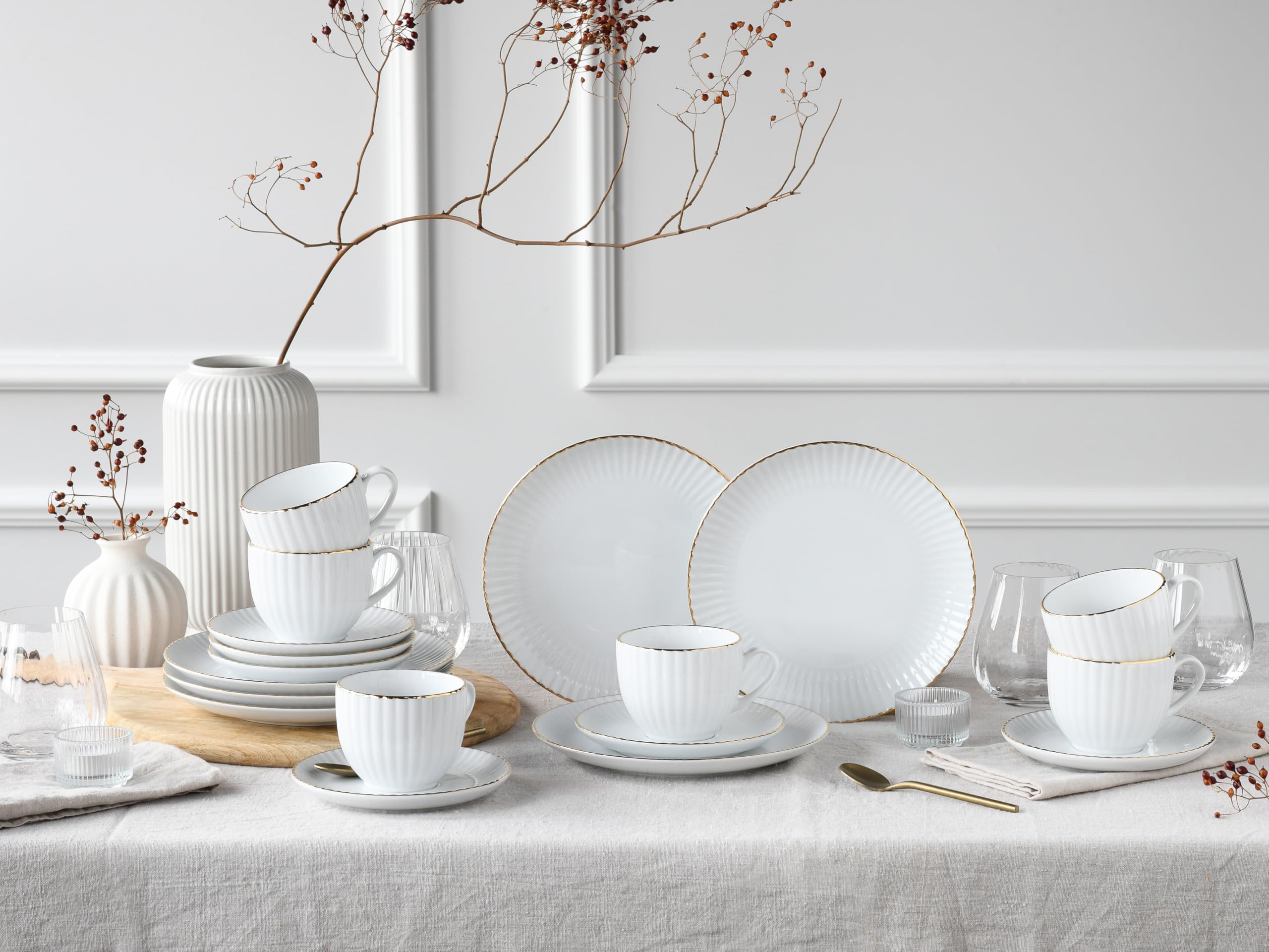CreaTable, 20751, Serie Allegra Goldband, 18-teiliges Geschirrset für 6 Personen