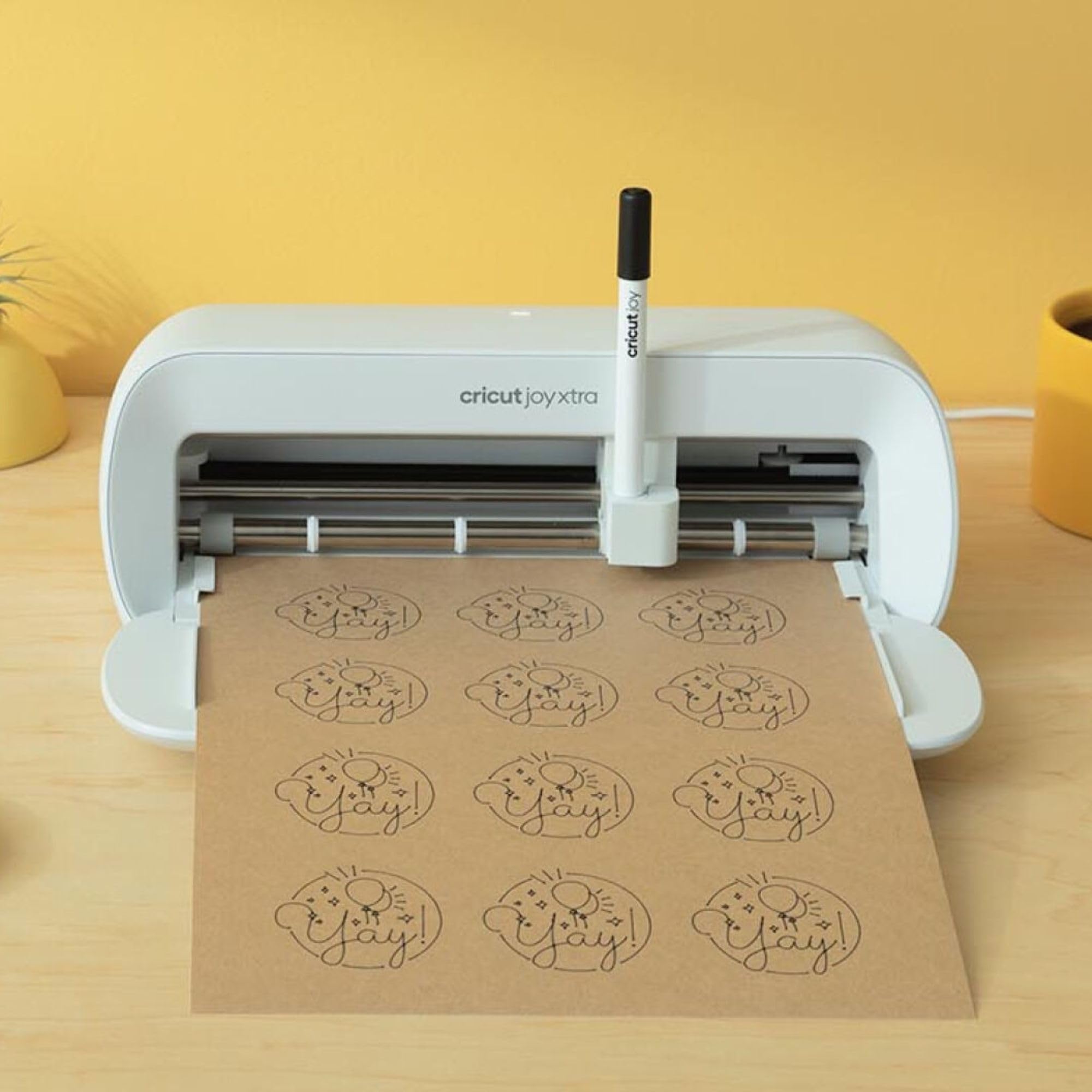 Cricut Joy Xtra Starter Bundle Schneidemaschine