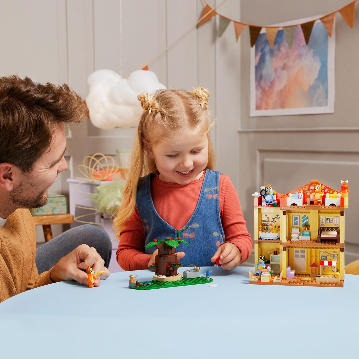 LEGO Bluey: Bluey's Family House