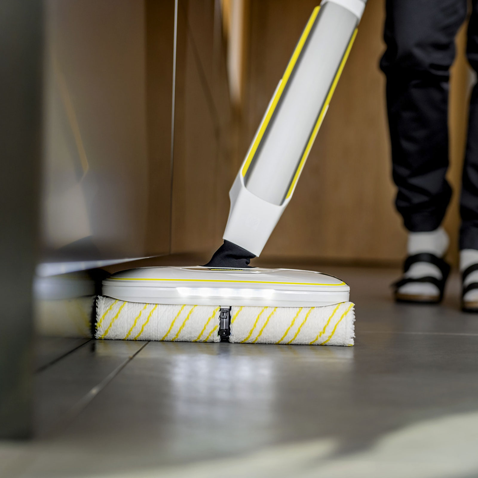 KÄRCHER FC 8 Smart Signature Line Hartbodenreiniger KÄRCHER FC 8 Smart Signature Line Hartbodenreiniger