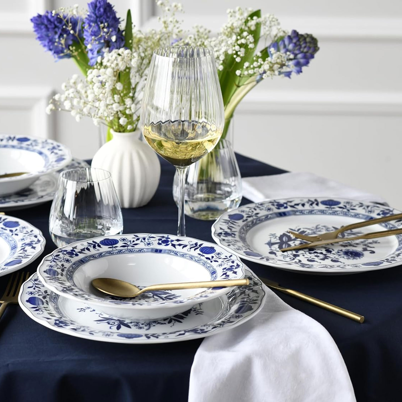 CreaTable Flora Zwiebelmuster 17132 Tafelservice, 12-teilig