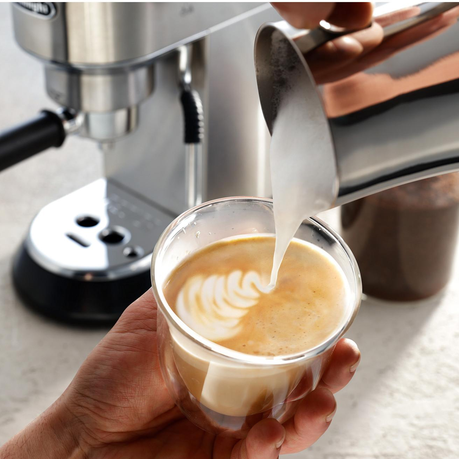 De'Longhi Dedica Arte EC885.M Siebträger-Espressomaschine