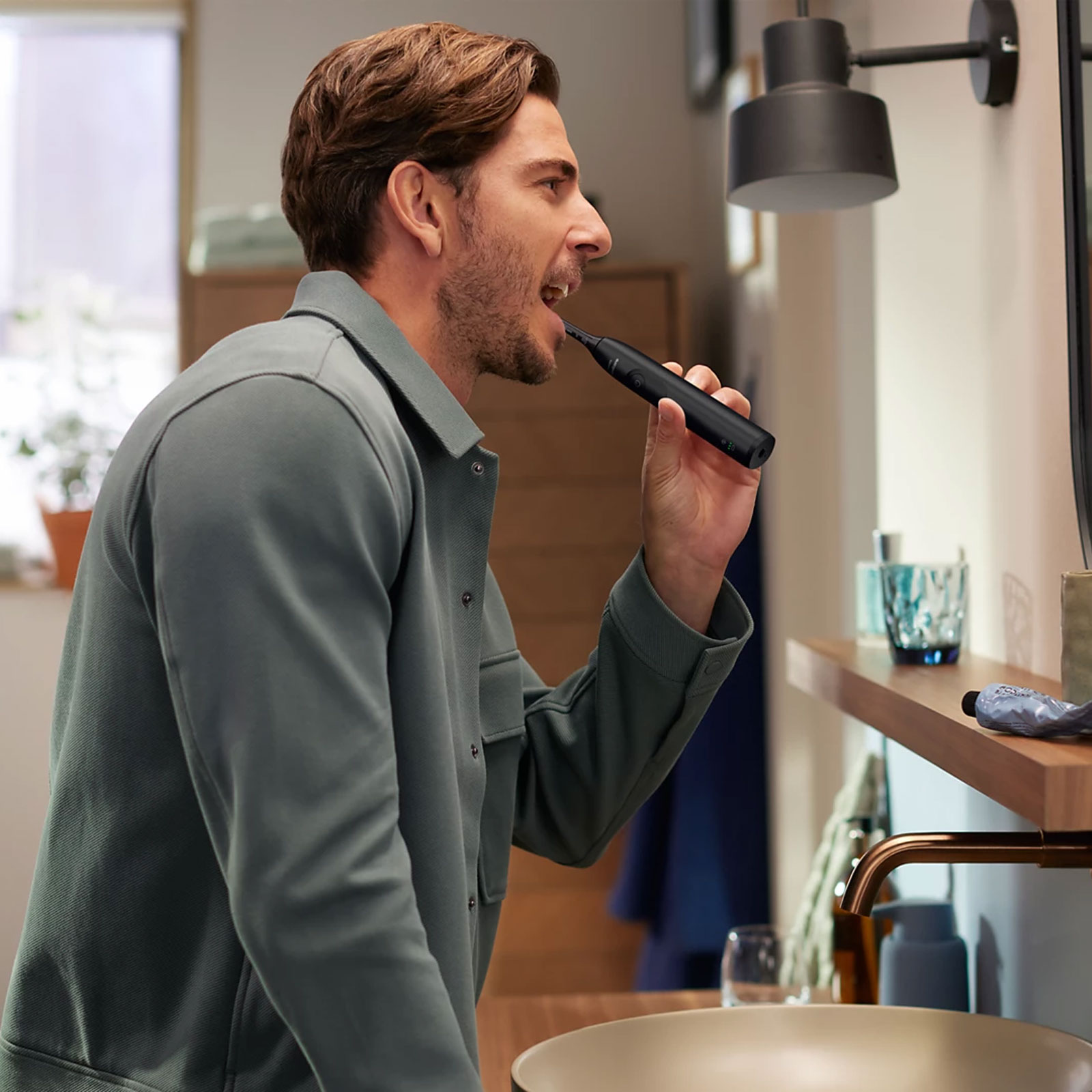 Philips Schallzahnbürste Sonicare 5300 HX7101/02 sw