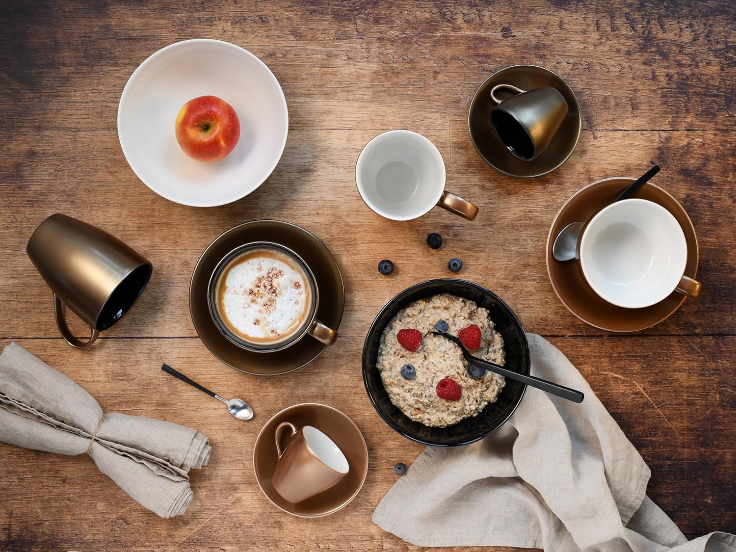 CreaTable, 24330, Serie Golden Days Schwarz, 12-teiliges Geschirrset, Espresso Set aus Steinzeug