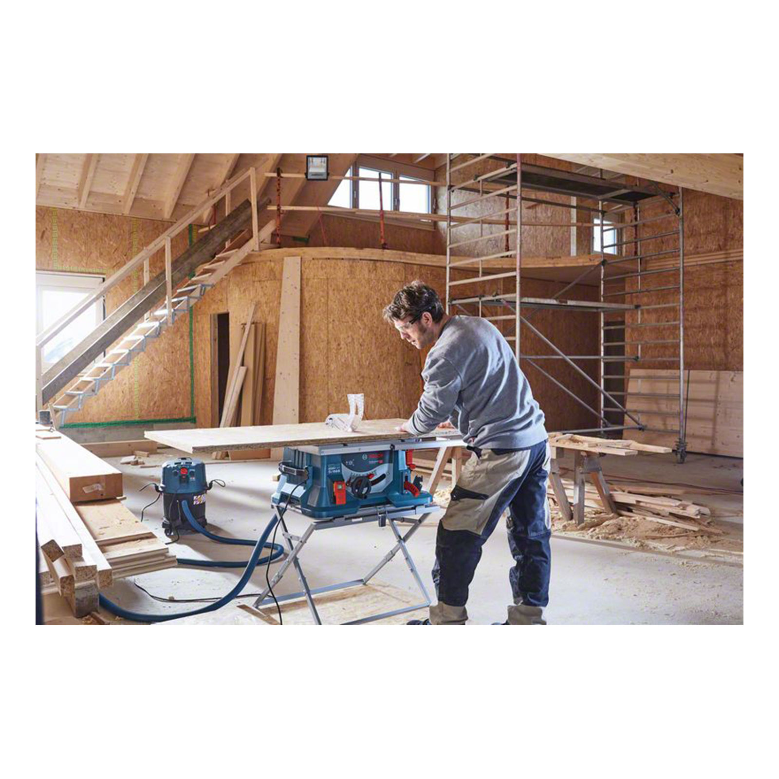 Bosch Professional GTS 635-216 + GTA 560 Tischkreissaege mit Arbeitstisch