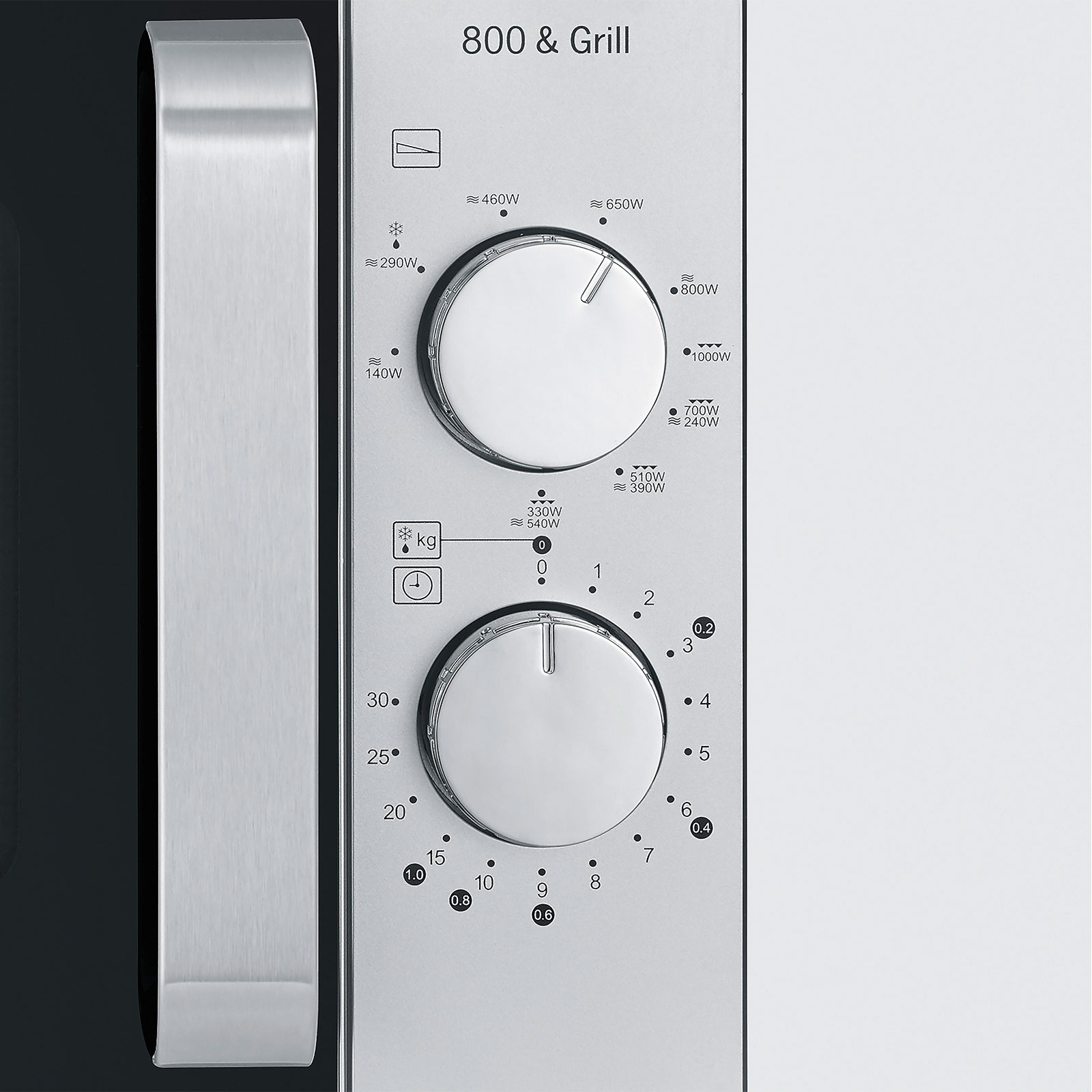 SEVERIN Mikrowelle MW 7576 Flachbett Silber (20 Liter, 800 Watt Mikrowellenleistung, Grill, 9 Leistungsstufen, 9 Programme, Drehknöpfe, Einschubrost, matt schwarz, silber)