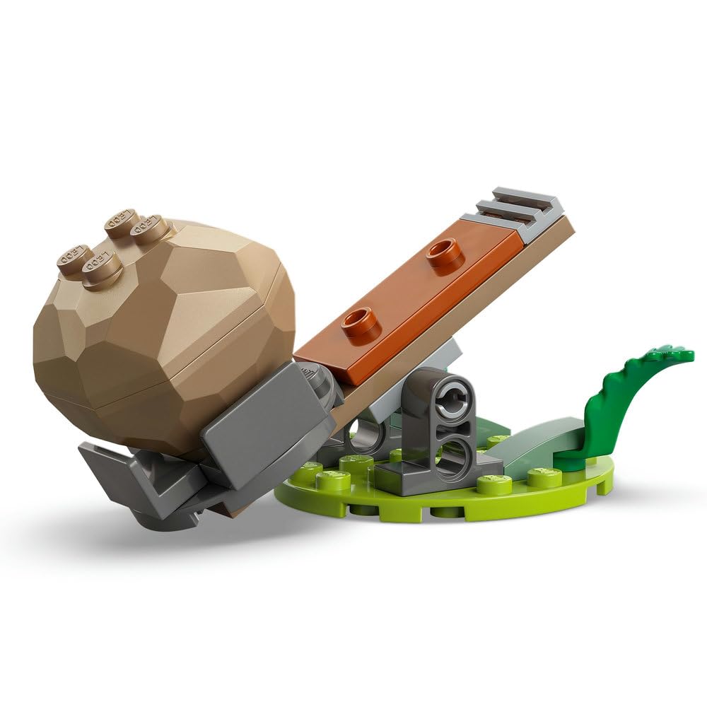LEGO Sonic The Hedgehog Knuckles vs. Dr. Eggmans Egg Crusher Mech 77005