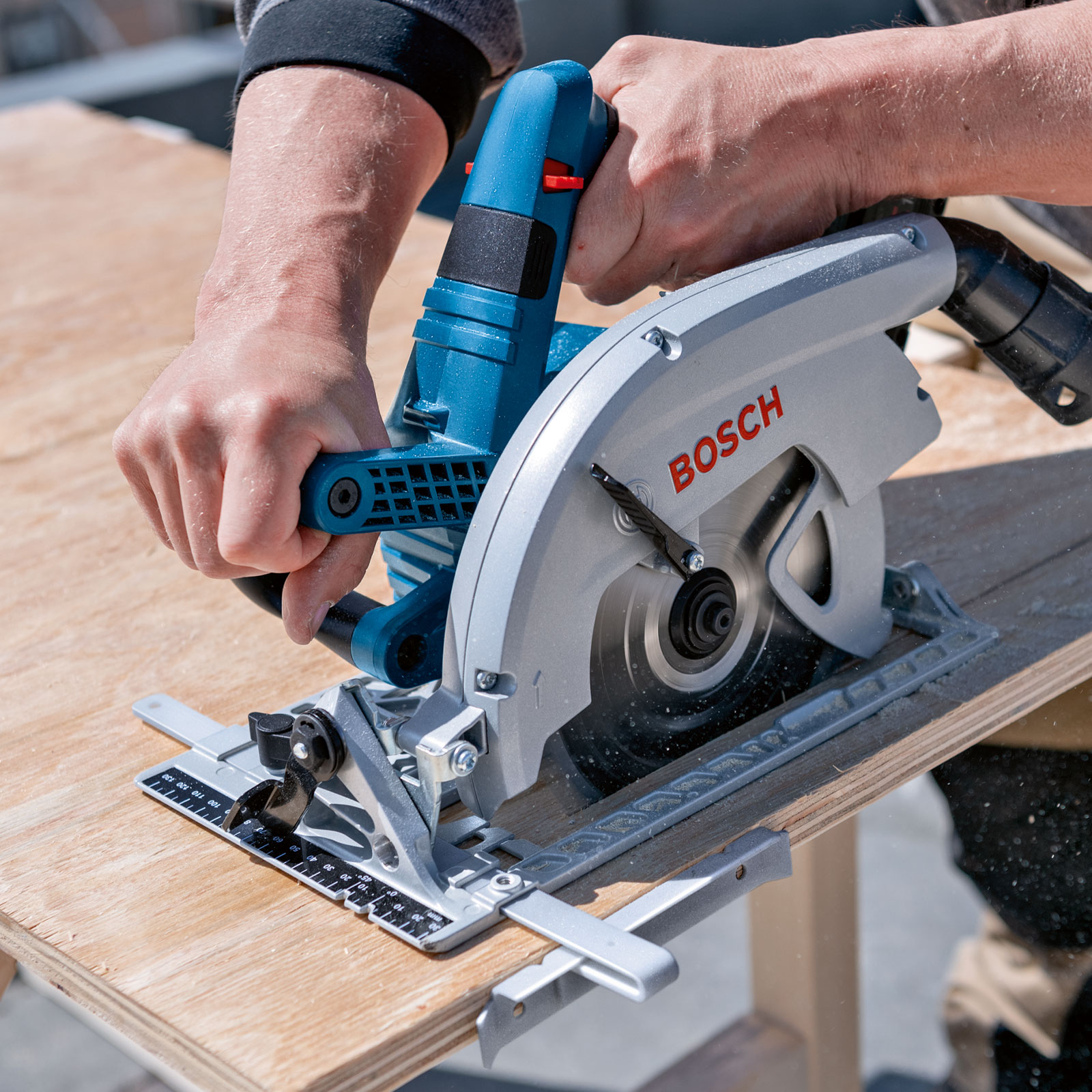 Bosch Professional BITURBO Akku-Kreissäge GKS 18V-70 L