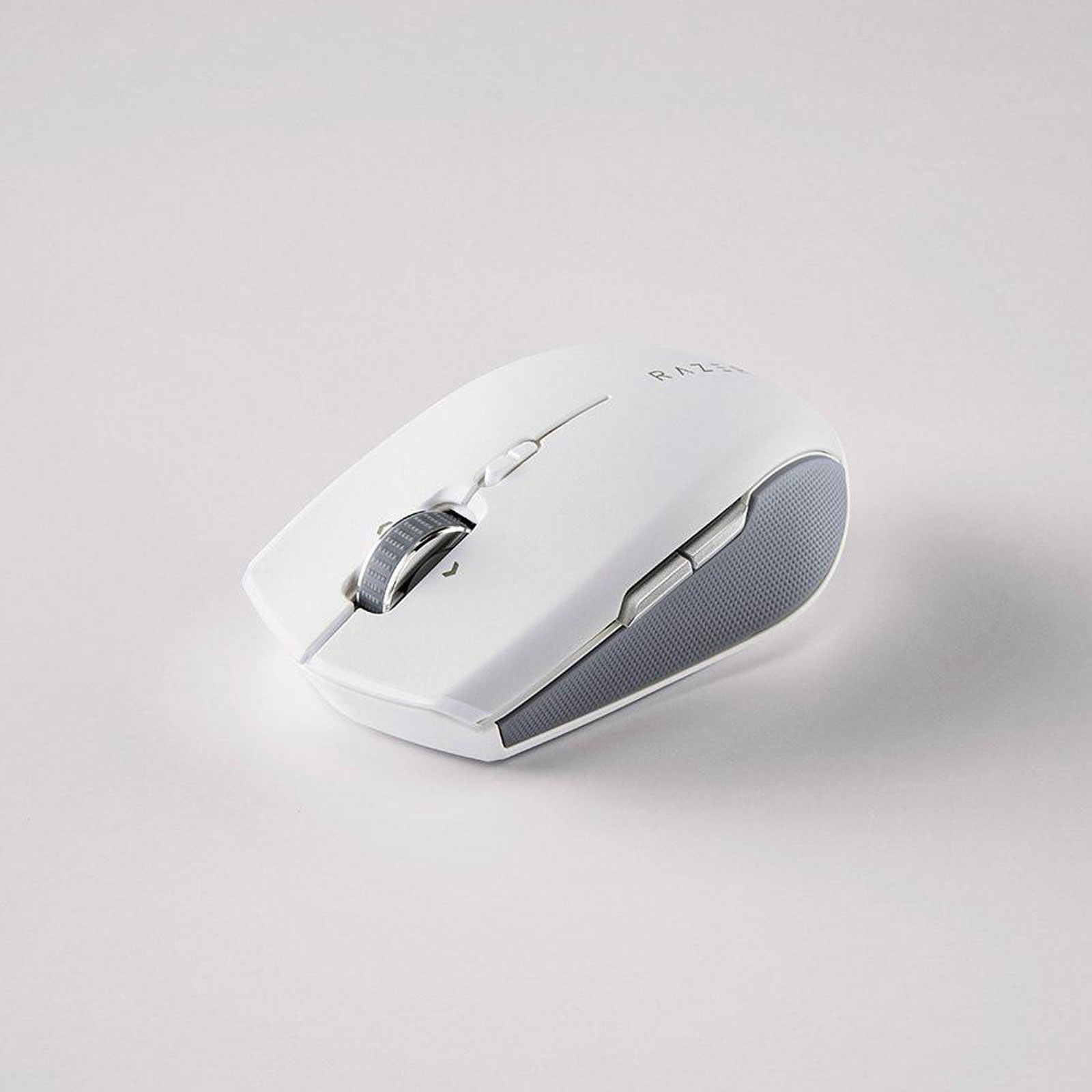 Razer Pro Click Mini weiß Gaming-Maus