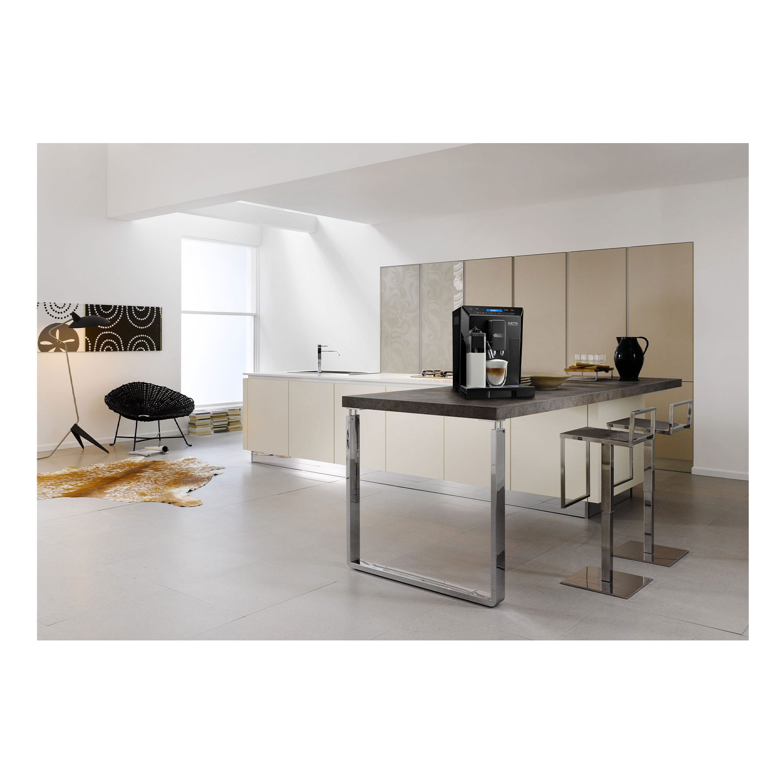 DeLonghi ECAM 44.668.B Kaffeevollautomat Refurbished