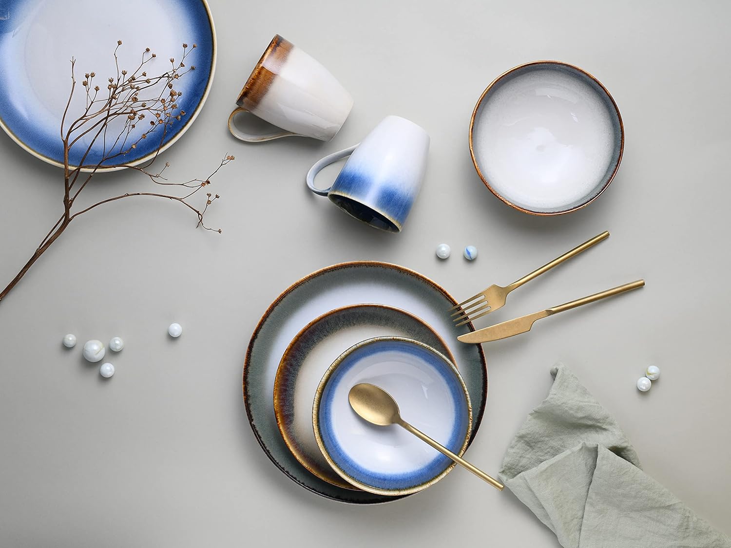 CreaTable, 23864, Serie Cascade Farbmix, Geschirrset, Kombiservice 16 teilig