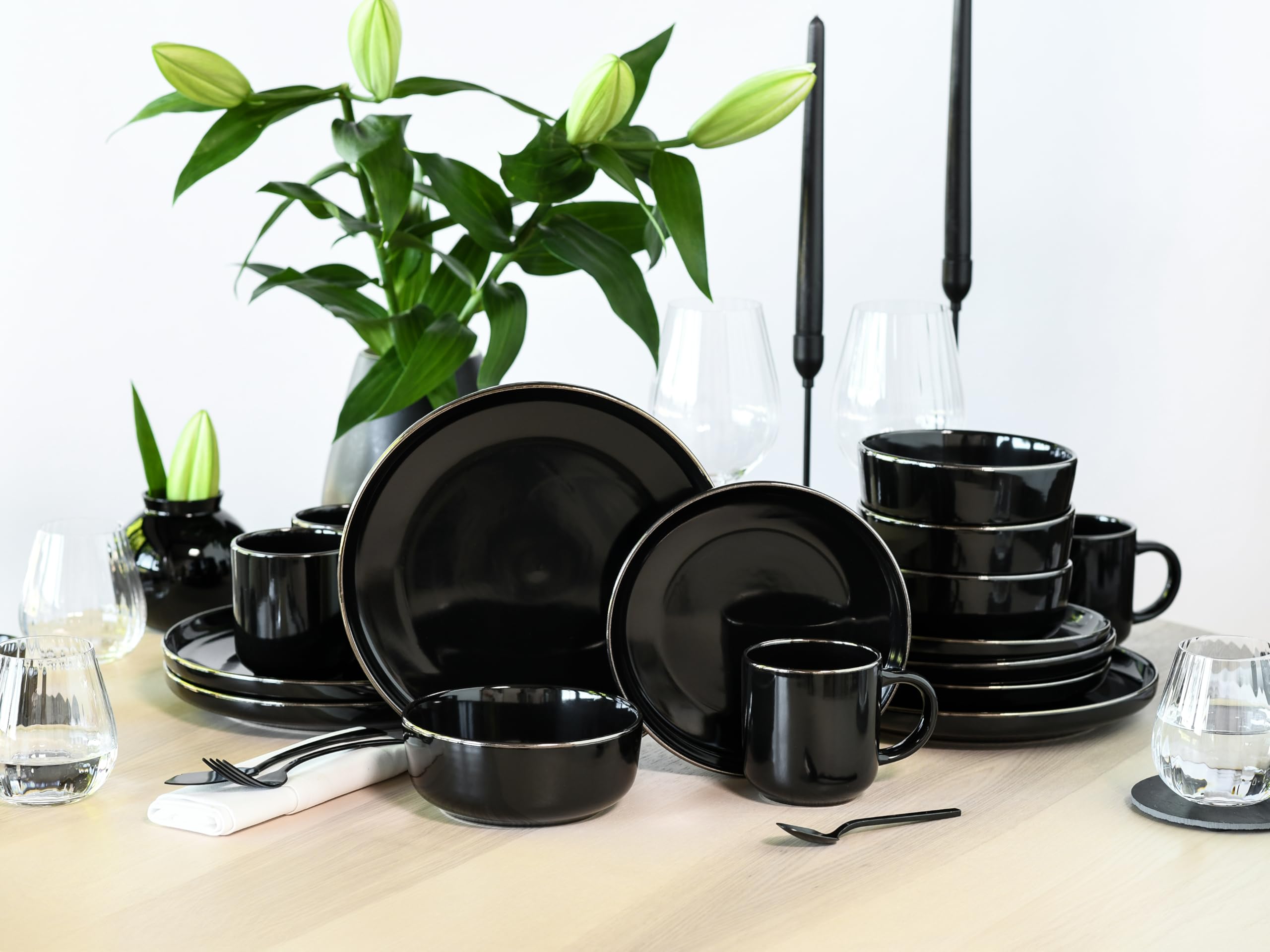 CreaTable 24783 Kombiservice  Serie Nordic Festive Schwarz 16-tlg. 4 Personen