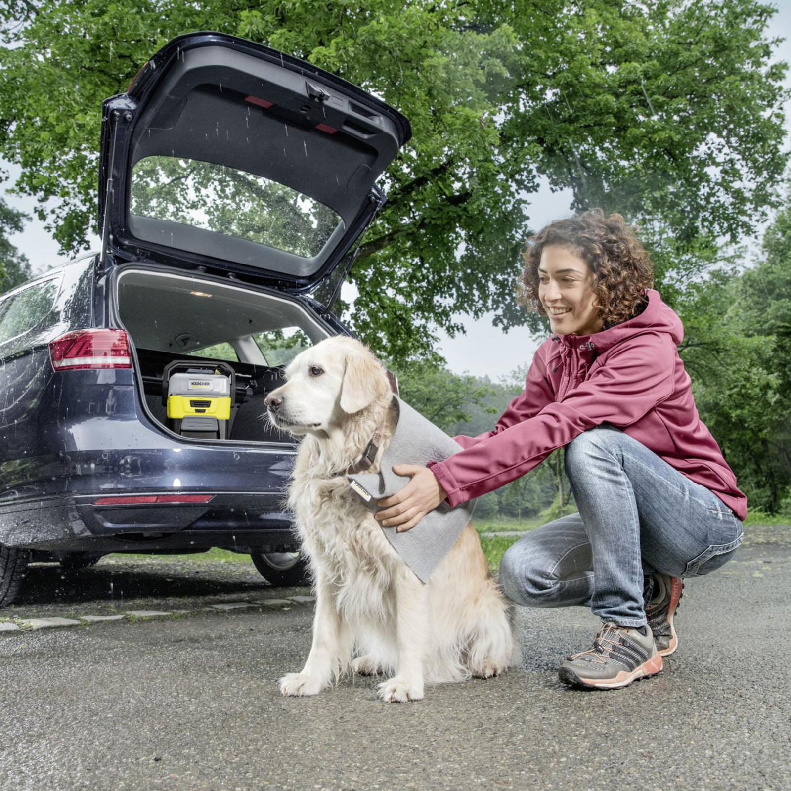 KÄRCHER OC 3 + Pet Mobiler Niederdruckreiniger (Niederdruck, LED-Akkuanzeige, bis zu 15 min. Akkulaufzeit)