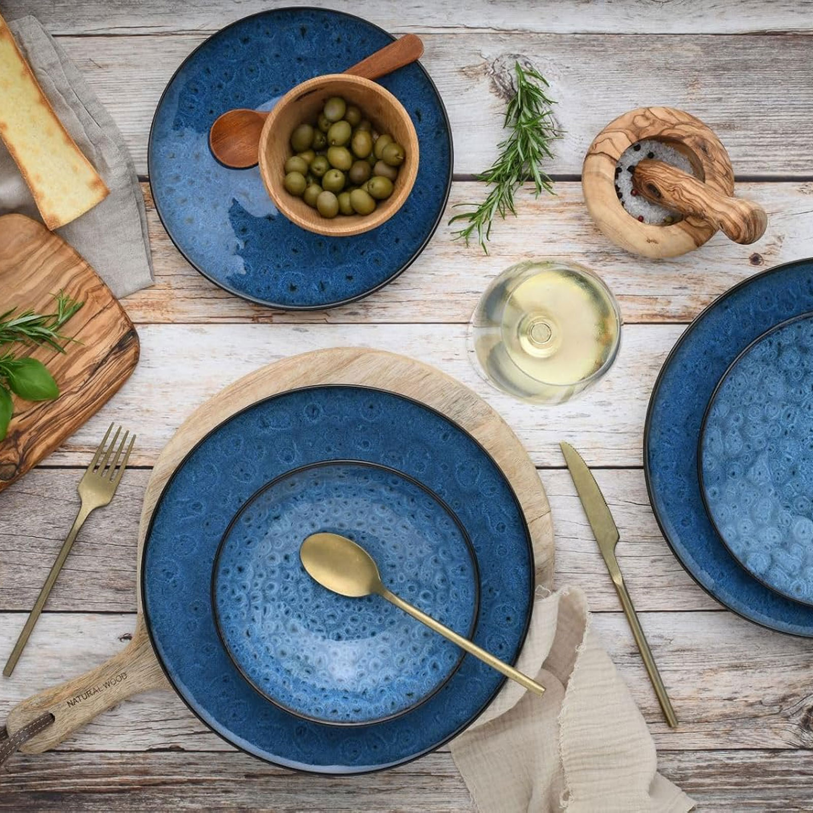 CreaTable, 23958, Serie Capri, 12-teiliges Geschirrset, Teller Set aus Steinzeug, spülmaschinen- und mikrowellengeeignet, Qualitätsproduktion