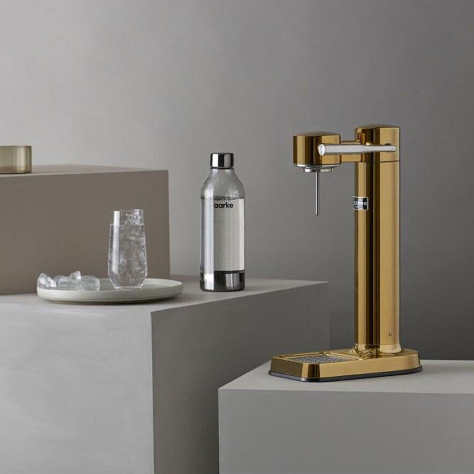 Aarke Carbonator 3 Wassersprudler mit Flasche gold