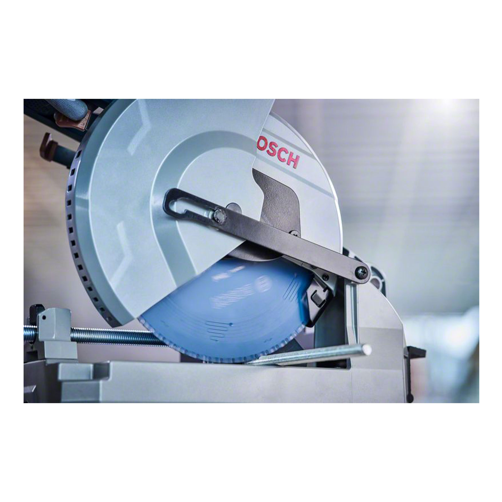 Bosch Professional Kreissaegeblatt Expert for Steel, 305 x 25,4 x 2,6 mm, 80