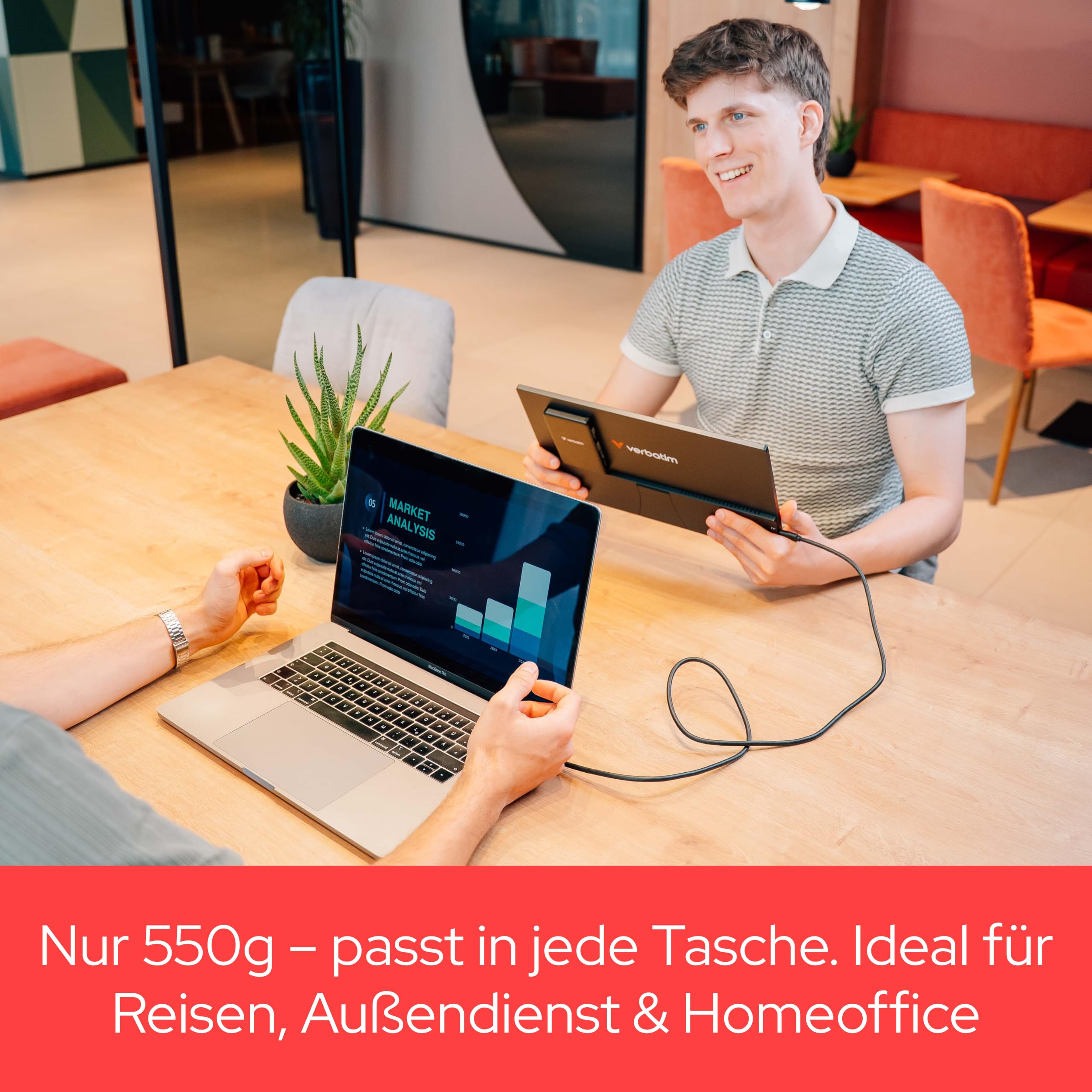 Verbatim PMT-14, Portable Touchscreen Monitor 14" aus Kunststoff mit Powerbank