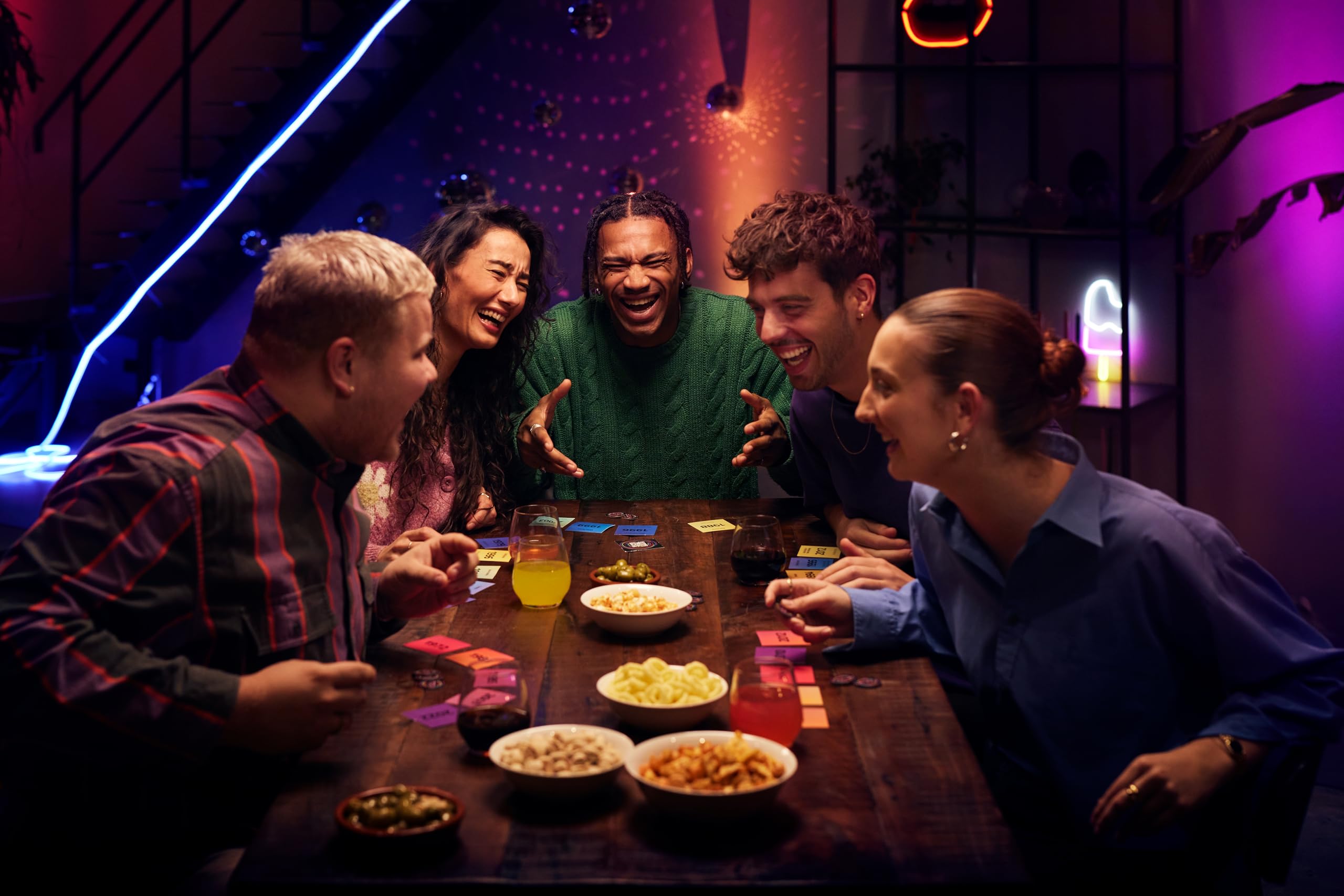 Hitster Original - EIN Party- und Kartenspiel - 2 bis 10 Spieler ab 16 Jahren