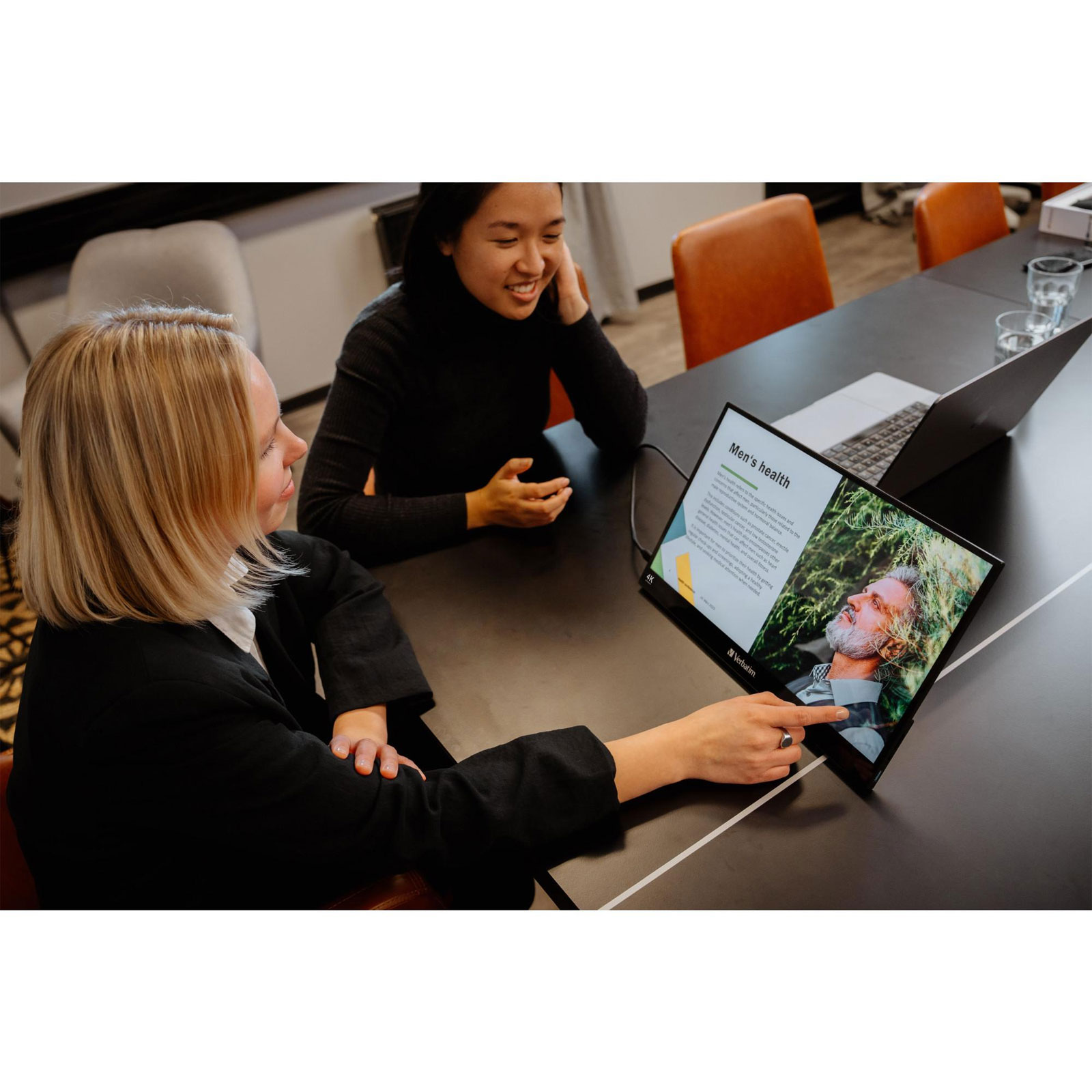 Verbatim PMT-17-4K Tragbarer Touchscreen-Monitor