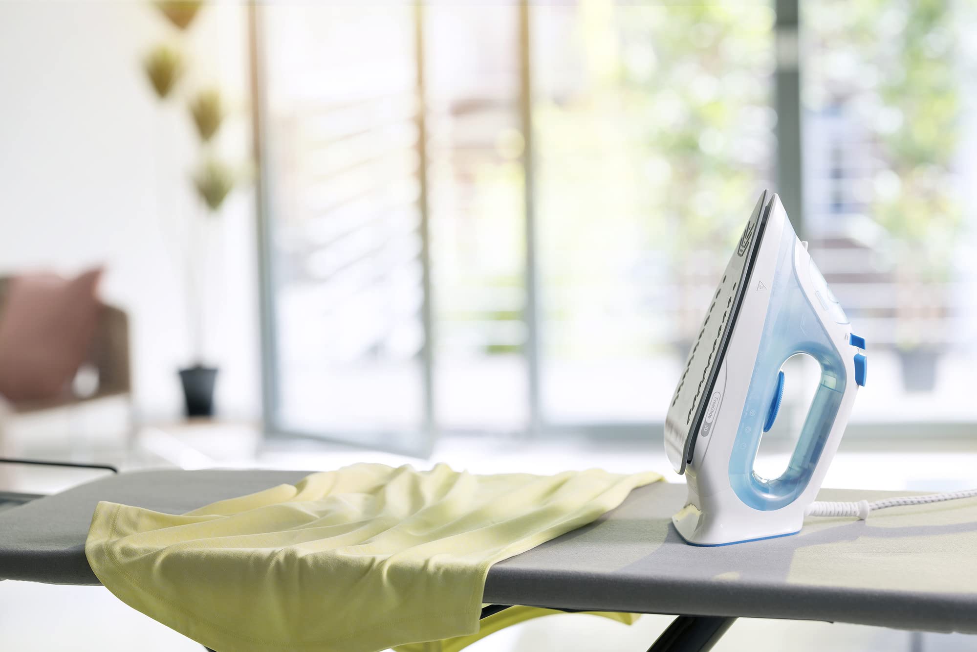 Braun TexStyle Dampfbügeleisen