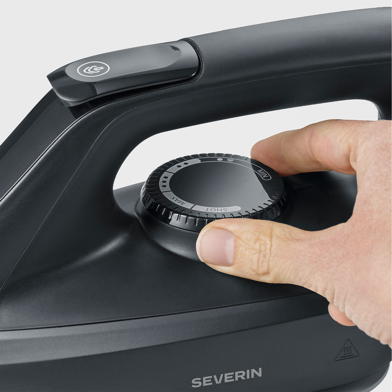 SEVERIN BA 3192 Dampfbügelstation