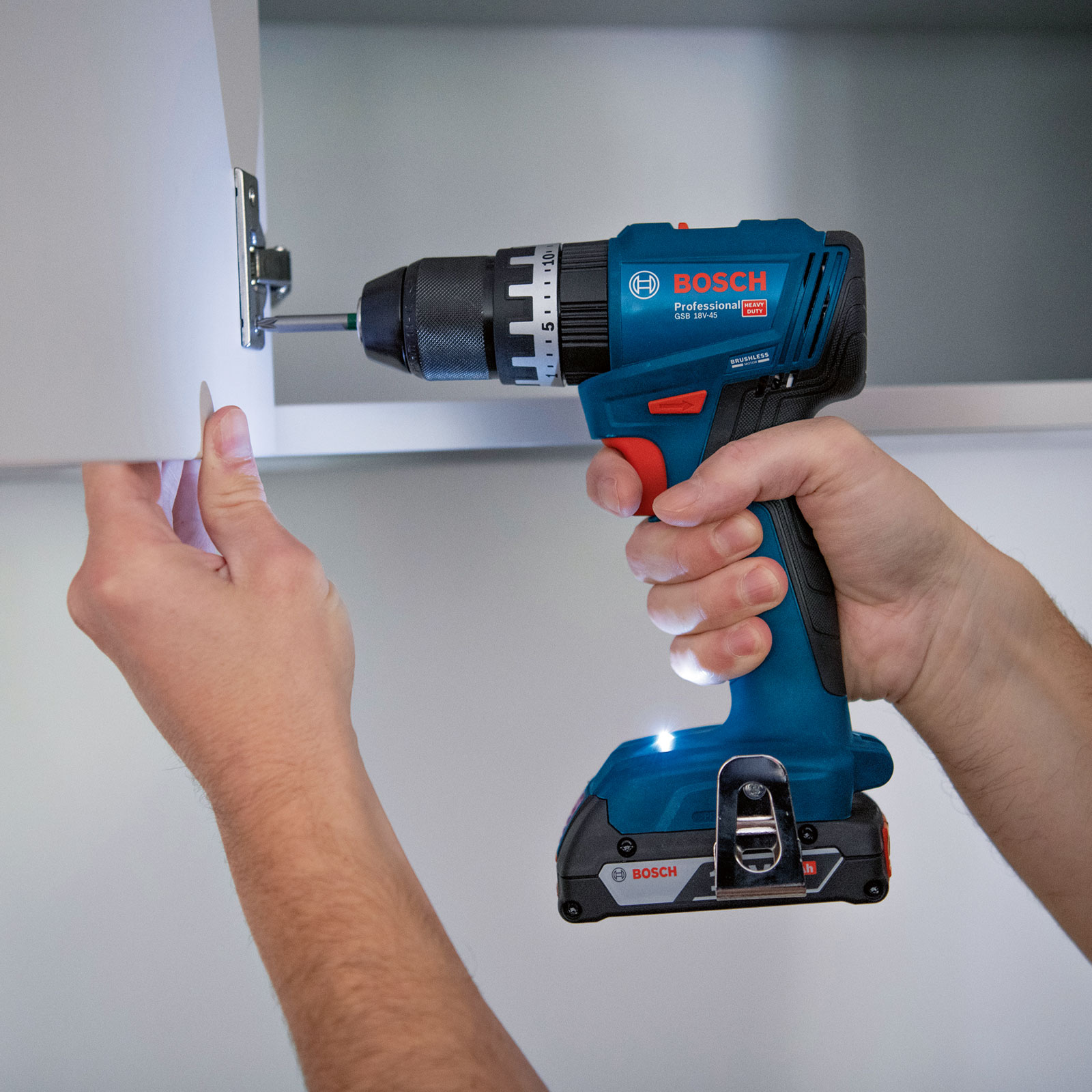 Bosch Professional Combo Kit GSB 18V-45 + GBH 18V-22