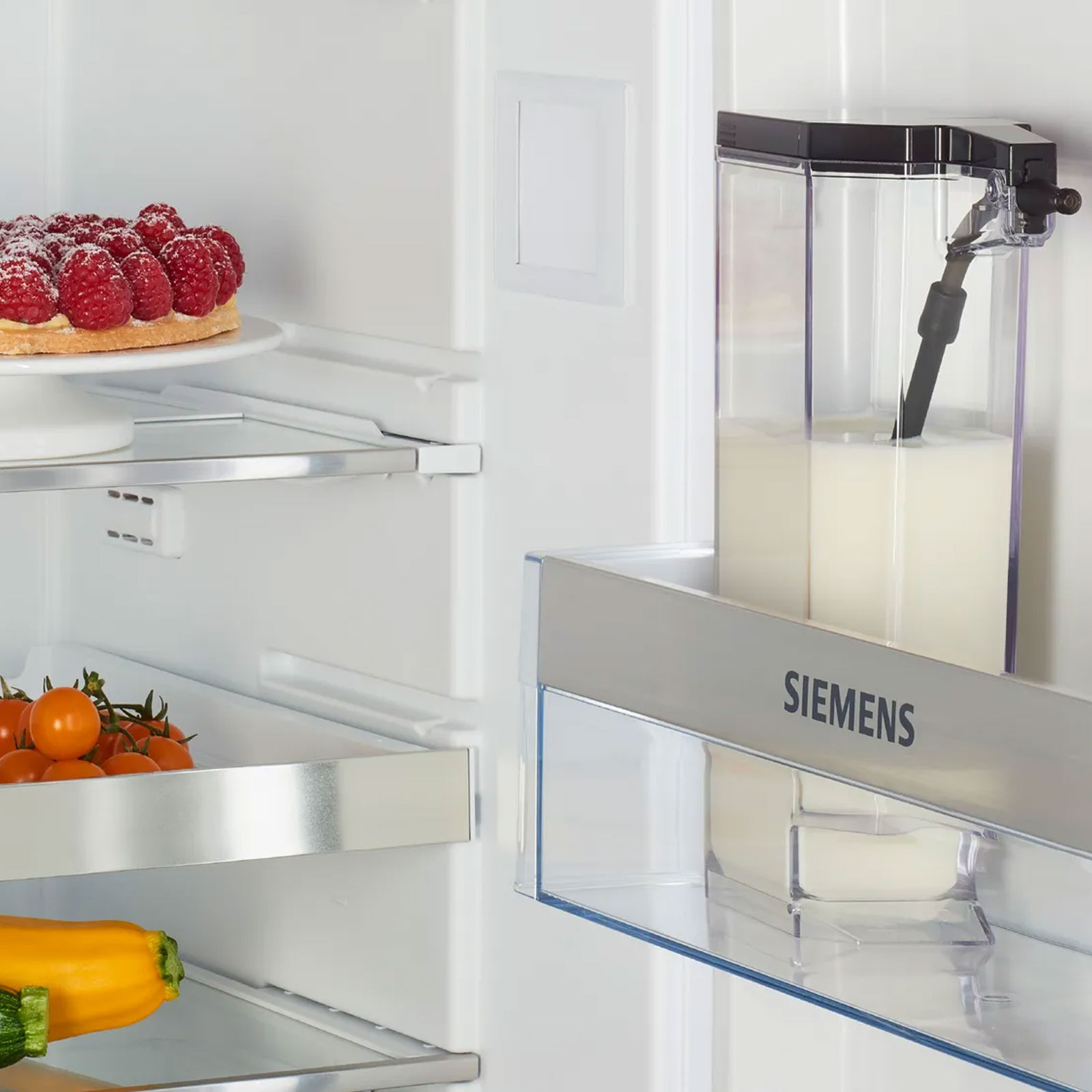 Siemens TQ513D01 Kaffeevollautomat (integral) EQ.500 daylight silver / schwarz